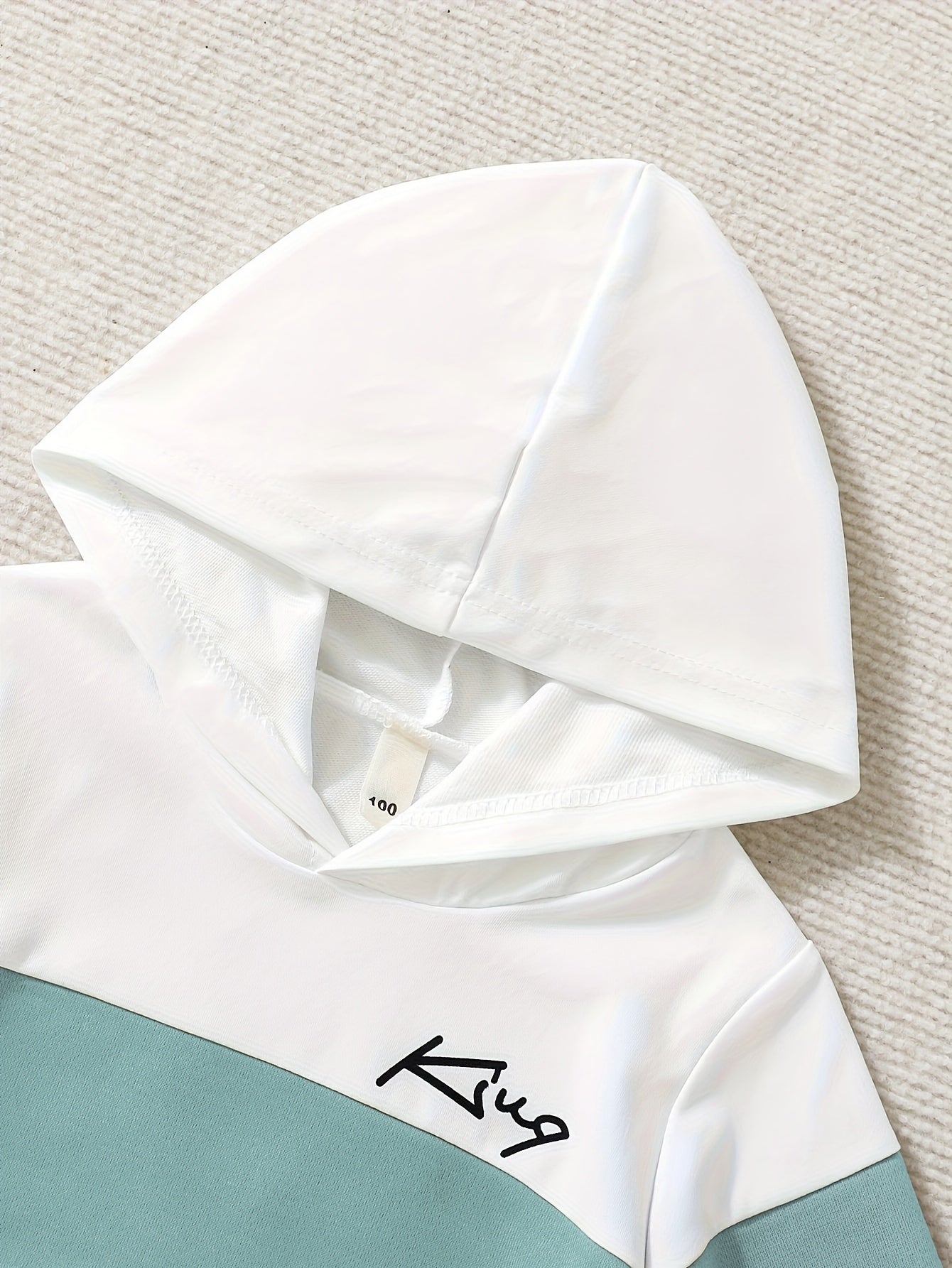 2 հատ տղայի «Թագավորական» նախշերով գլխարկով հանդերձանք, ոճային գունային բլոկներով կարված գլխարկի և տաբատի հավաքածու, մանկական հագուստ աշուն/ձմեռ բացօթյա հագուստի համար, որպես նվեր