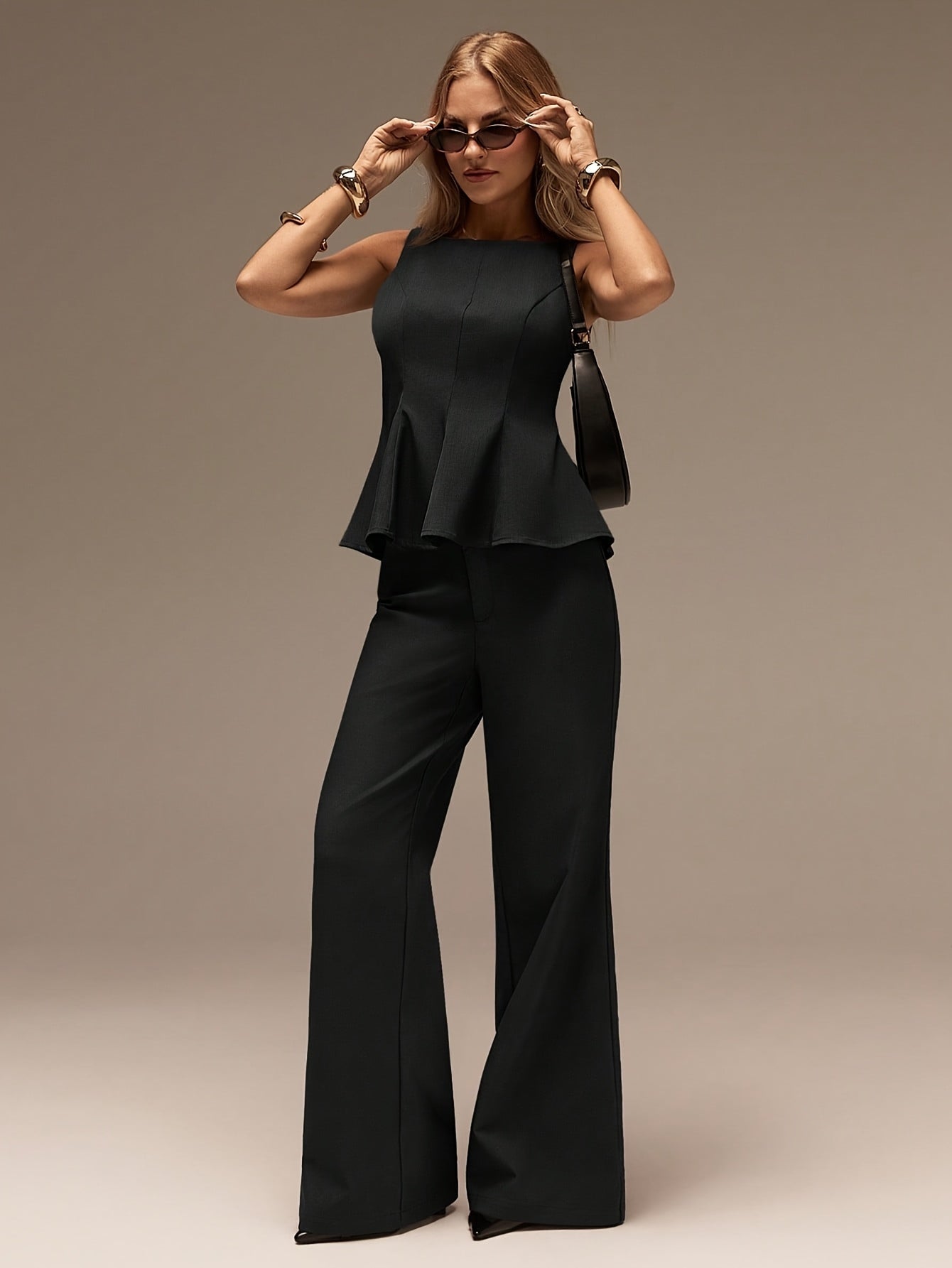 Chic Women's 2-Piece Set: Long Pants and Simple Top for Spring