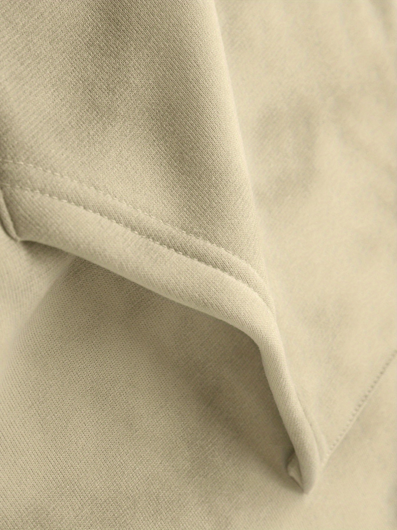 A New Trendy Color-Blocked Hoodie with Raglan Sleeves And Loose-Fitting Cargo Pants Featuring Multiple Pockets, Perfect for Casual Everyday Wear. This Breathable Hoodie And Loose Long Pants Set Comes in a Two-Piece Print Desi