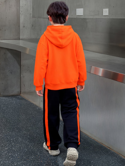 2 հատ տղաների ձմեռային գլխարկով մարզահագուստ և տաբատ - տաք սվիտեր համապատասխան երկար տաբատով, գունային բլոկներով վերնաշապիկ (հարմար է մեծ երեխաների և երեխաների համար) - լվացքի մեքենայով լվացվող 2 հատի հավաքածու, իդեալական է բացօթյա օգտագործման համար