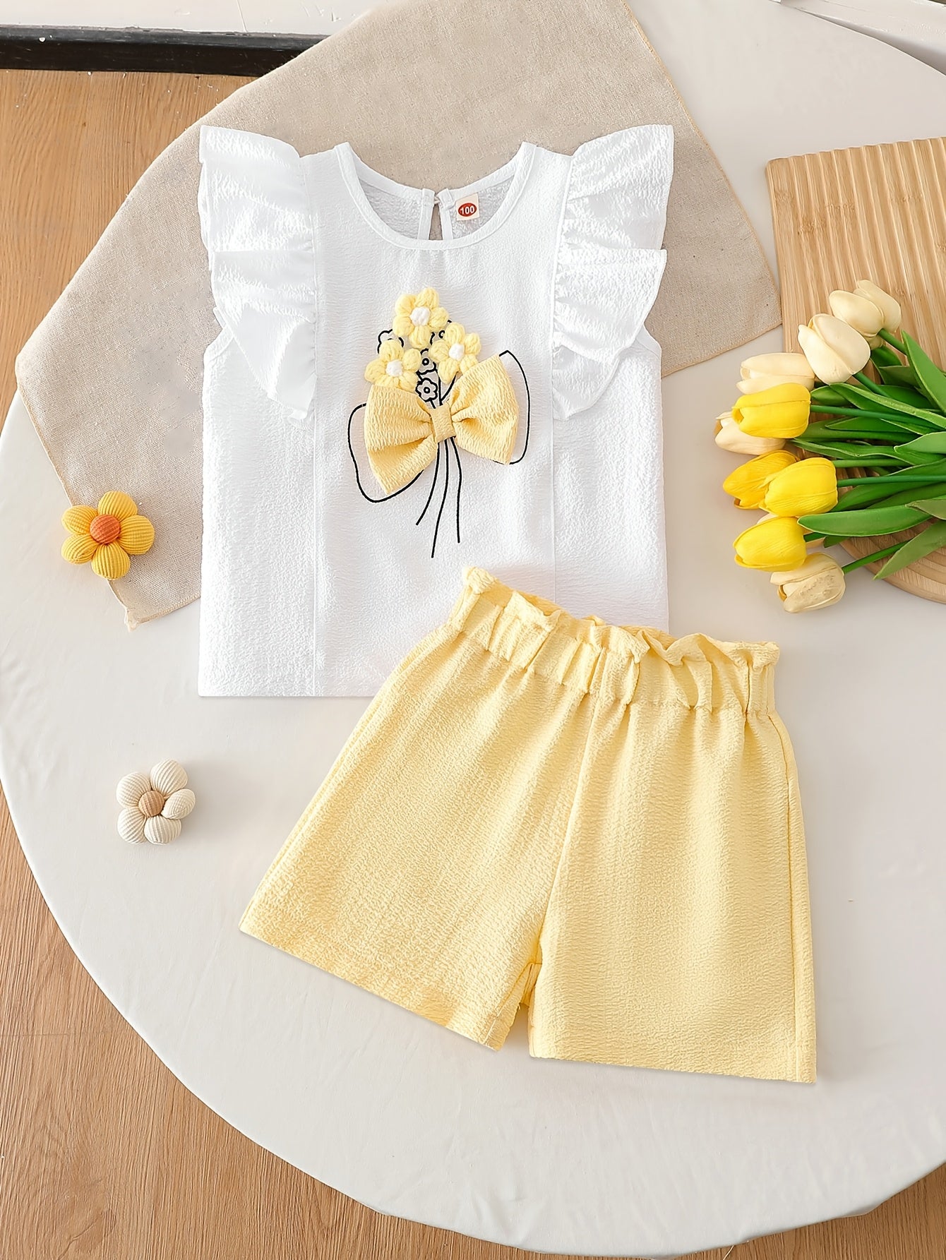 Girls' Summer Two-Piece Set with Floral Sleeveless Top & Shorts