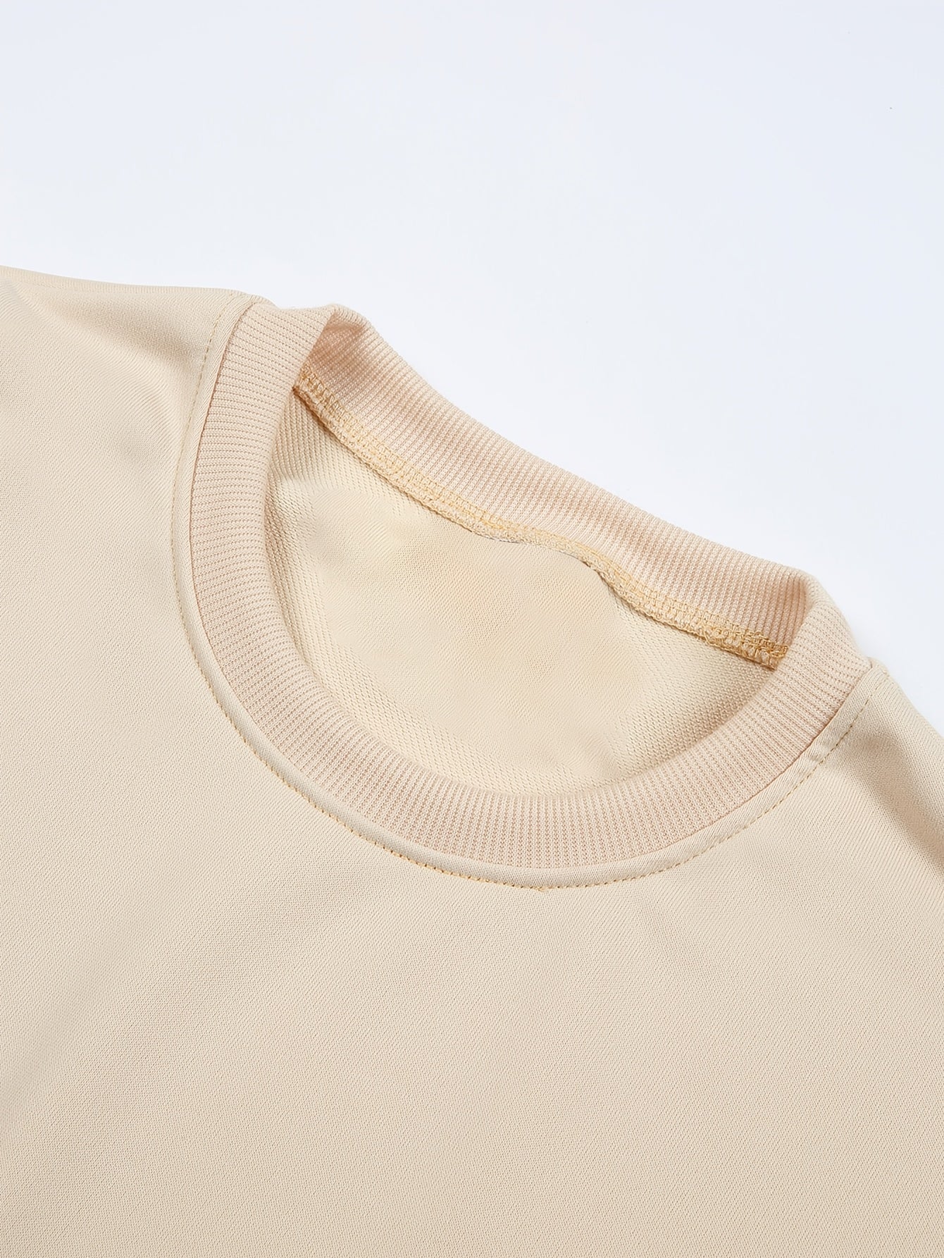 Men's Happy New Year Sweater - Loose Fit Round Neck Pullover Shirt with Golden Script, Light Grey & Machine Washable Casual Party Outfit for Everyday & Celebration Wear, Cute Sweaters, Festive Apparel, Festive Design, Durable