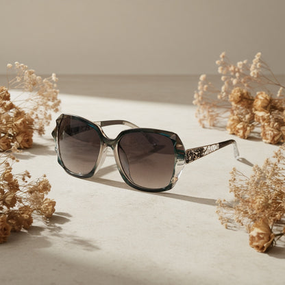 Elegant Women’s Butterfly Polarized Sunglasses UV400 PC Frame