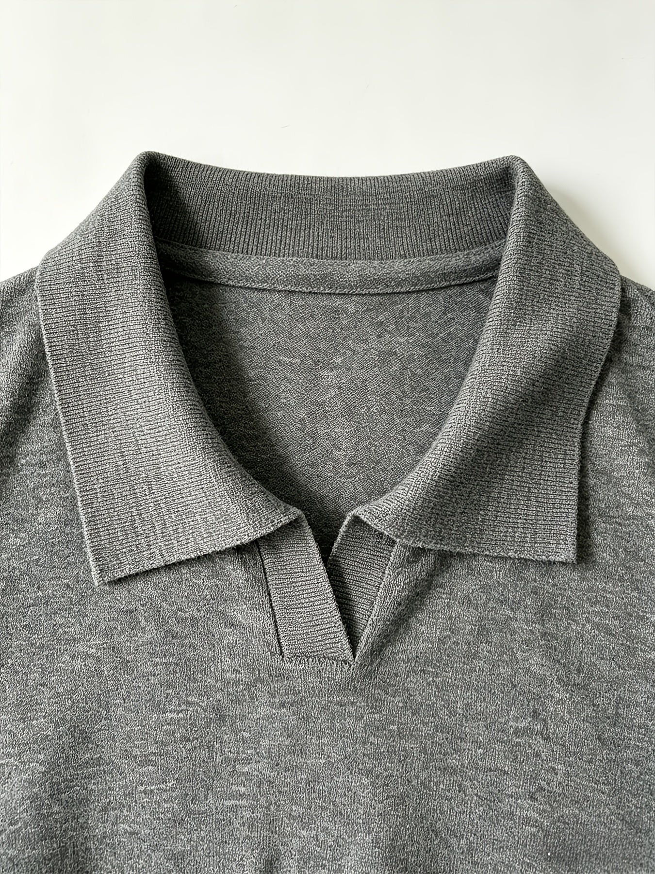 Men's Knit Polo Shirt with Geometric Pattern - Lightweight Summer Styl