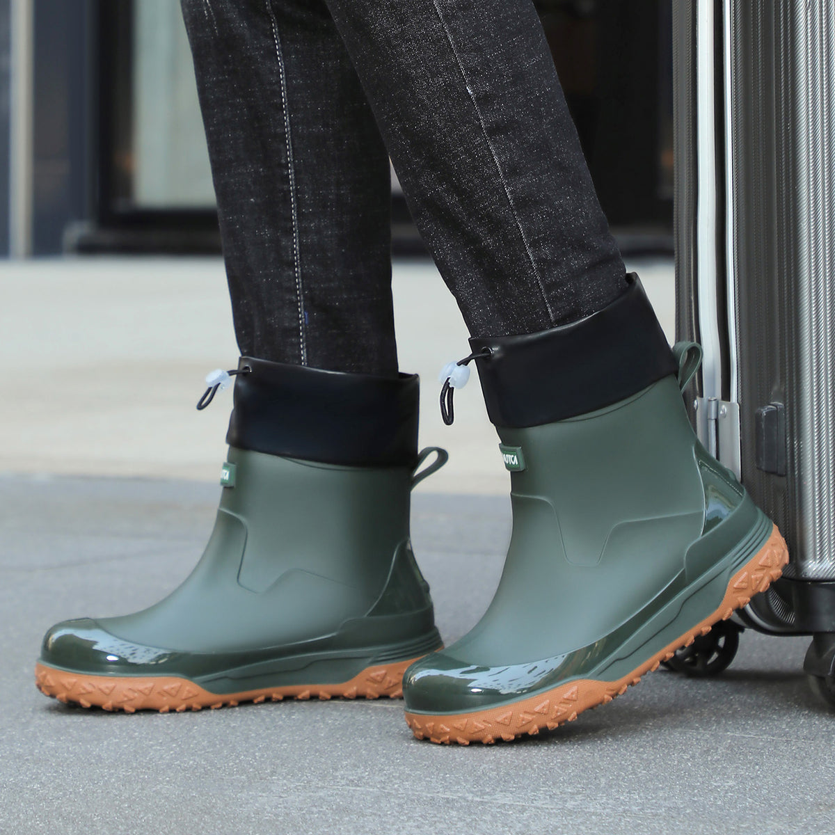 Men's Lightweight Mid-Calf Waterproof Rain Boots for Outdoors
