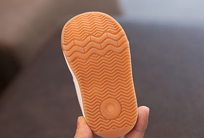Casual Comfortable Footwear for Infants and Toddlers, Non-Slip Sole Walking Shoes for Boys and Girls, Spring and Autumn Seasons
