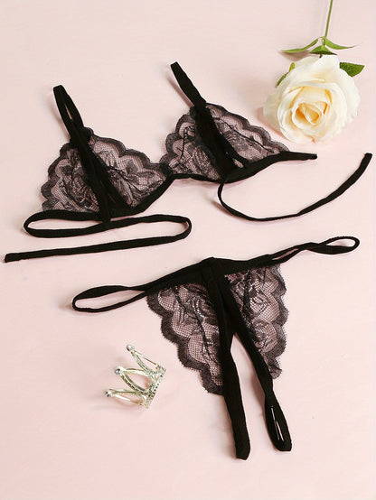 Sexy V-Neck Lace Floral Sexy Lingerie Bra Crotchless Panties, Women'S Sexy Lingerie, Free-To-Take Three-Point Lingerie Set, Suitable for Halloween, Christmas, Thanksgiving, Valentine'S Day, Give Gifts to Girlfriends And Surpr