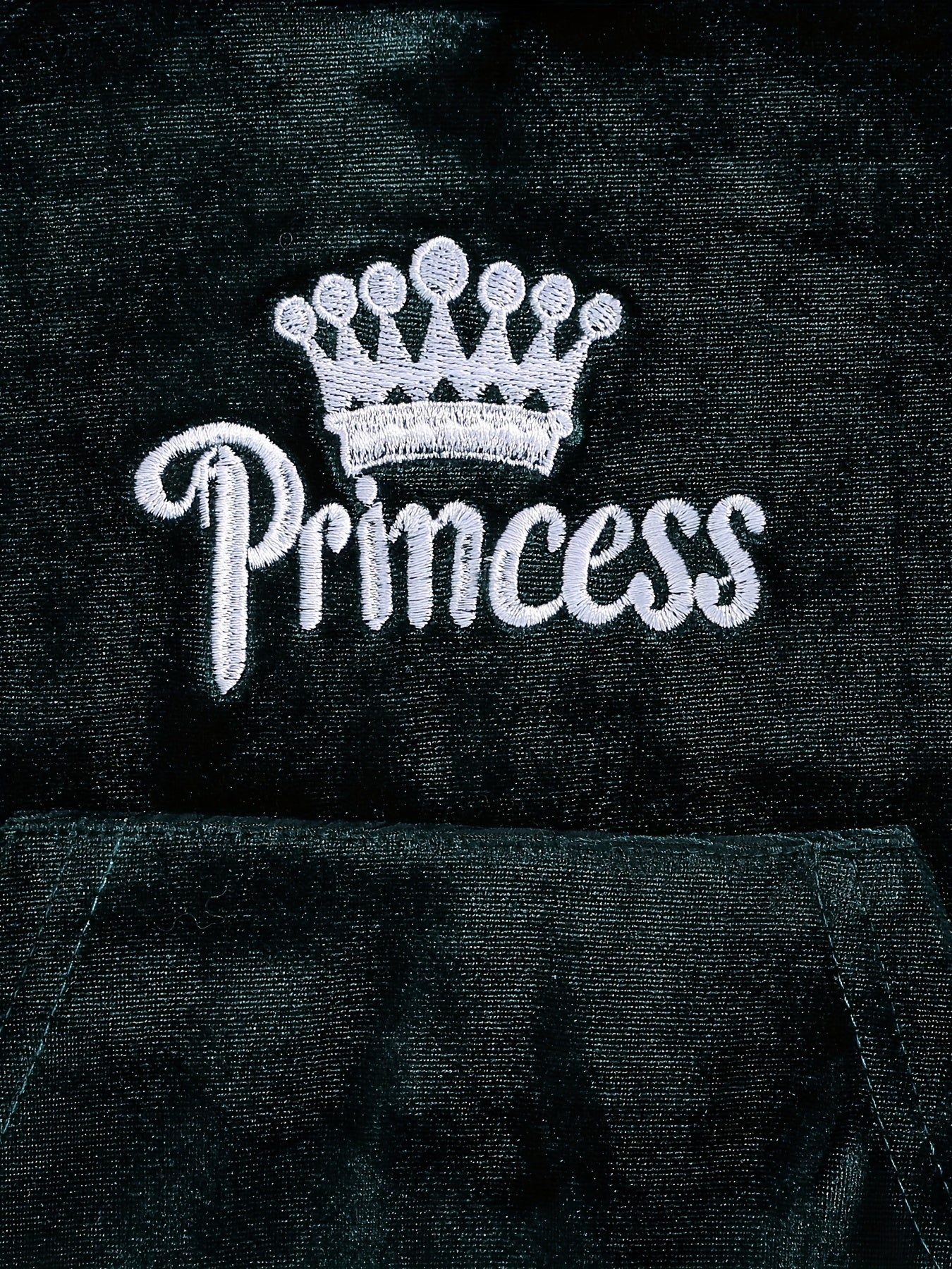 Girls' Long Pants Set, Burgundy Hooded Sweatshirt & Sweatpants, New Autumn Winter Warm Pullover Top, Fabric Two-Piece Set, Princess English Letter Embroidery with Pockets, Festive Holiday Outfit for Baby Girls, Perfect for Ou