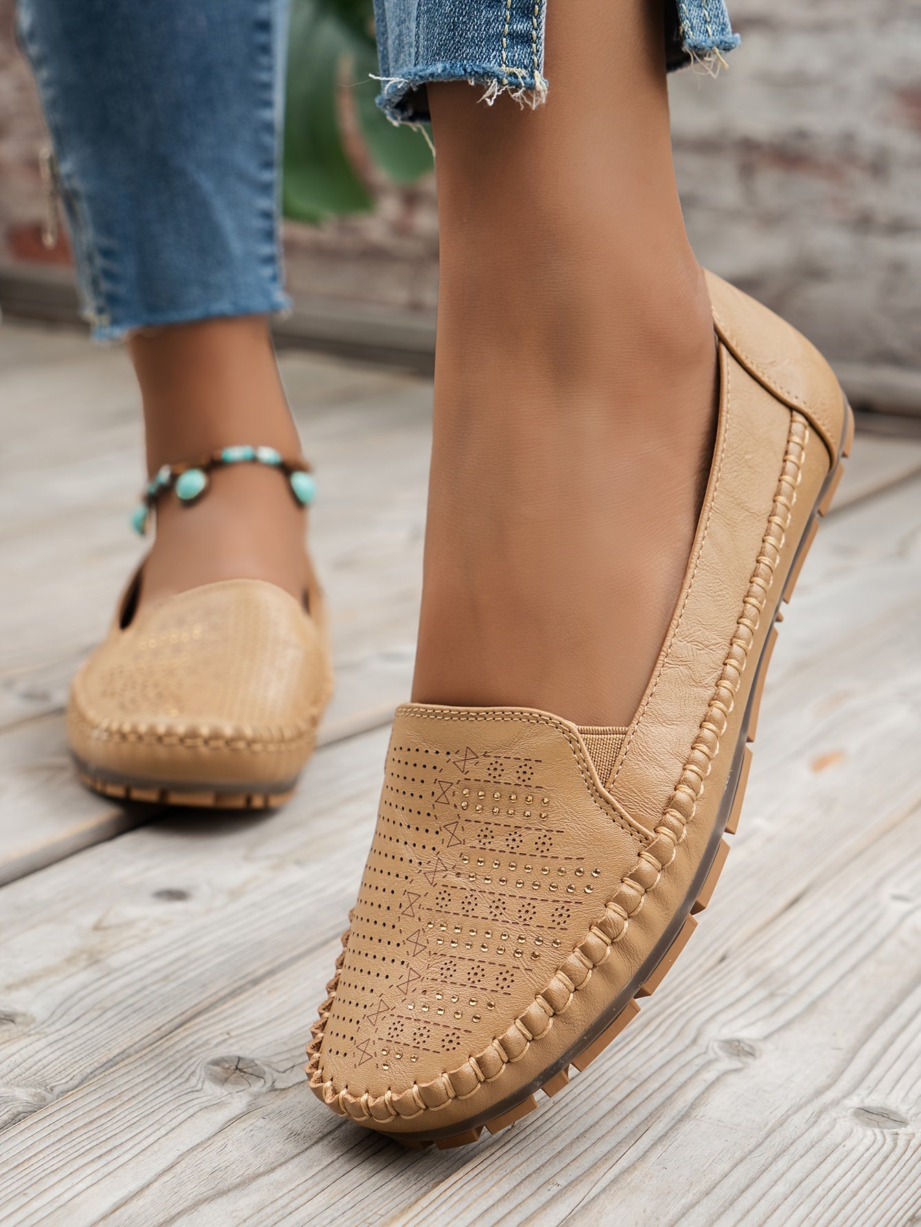 Women's Retro Perforated Flat Shoes, Comfy Breathable Round Toe Slip On Shoes, Casual Outdoor Loafers