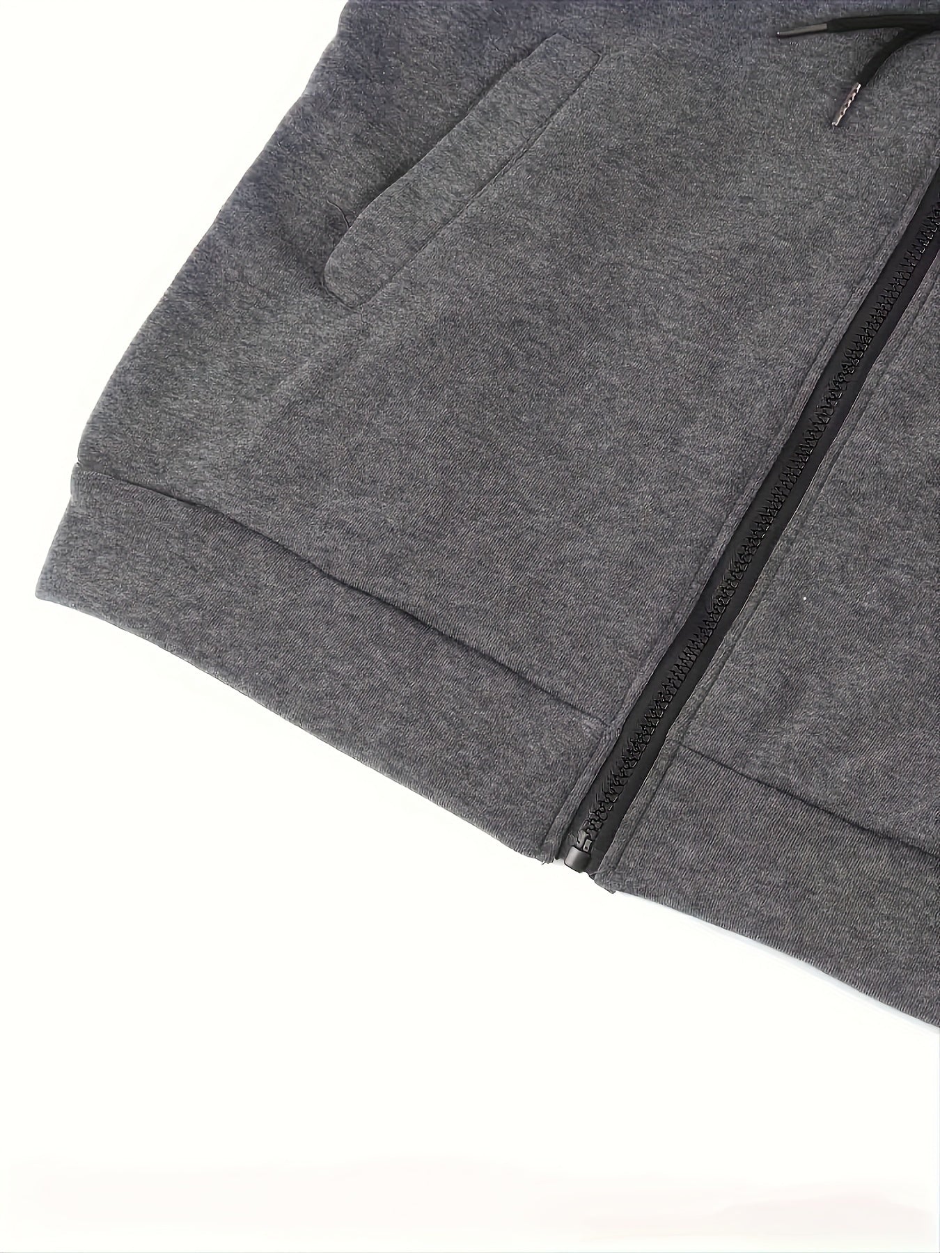 Տղամարդկանց աշնանային և ձմեռային կայծակաճարմանդով սվիտեր՝ հակադիր գույների, ուսաթևերով վերնաշապիկով