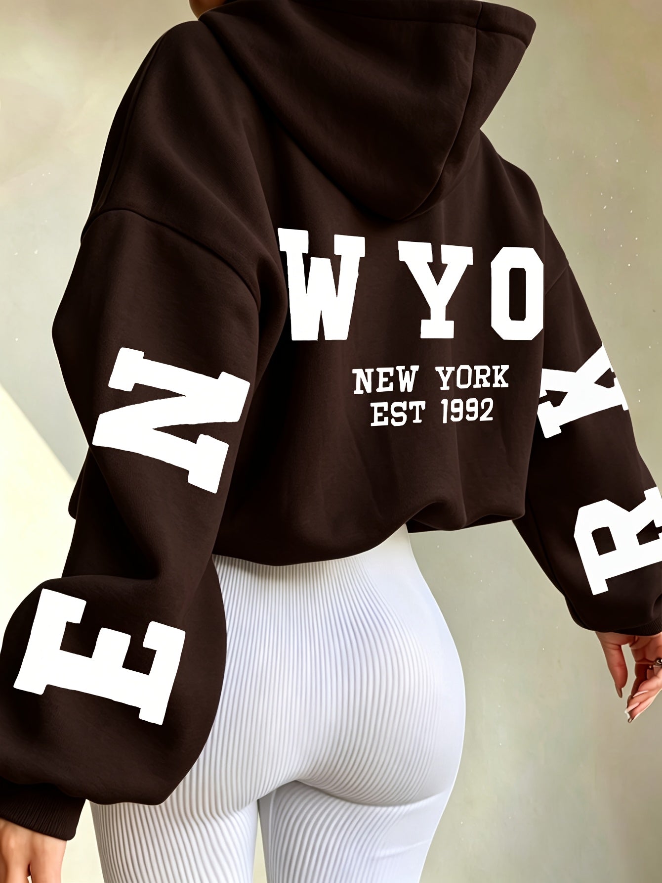Women’s Short Hooded Zipper Sweatshirt with Geometric Print