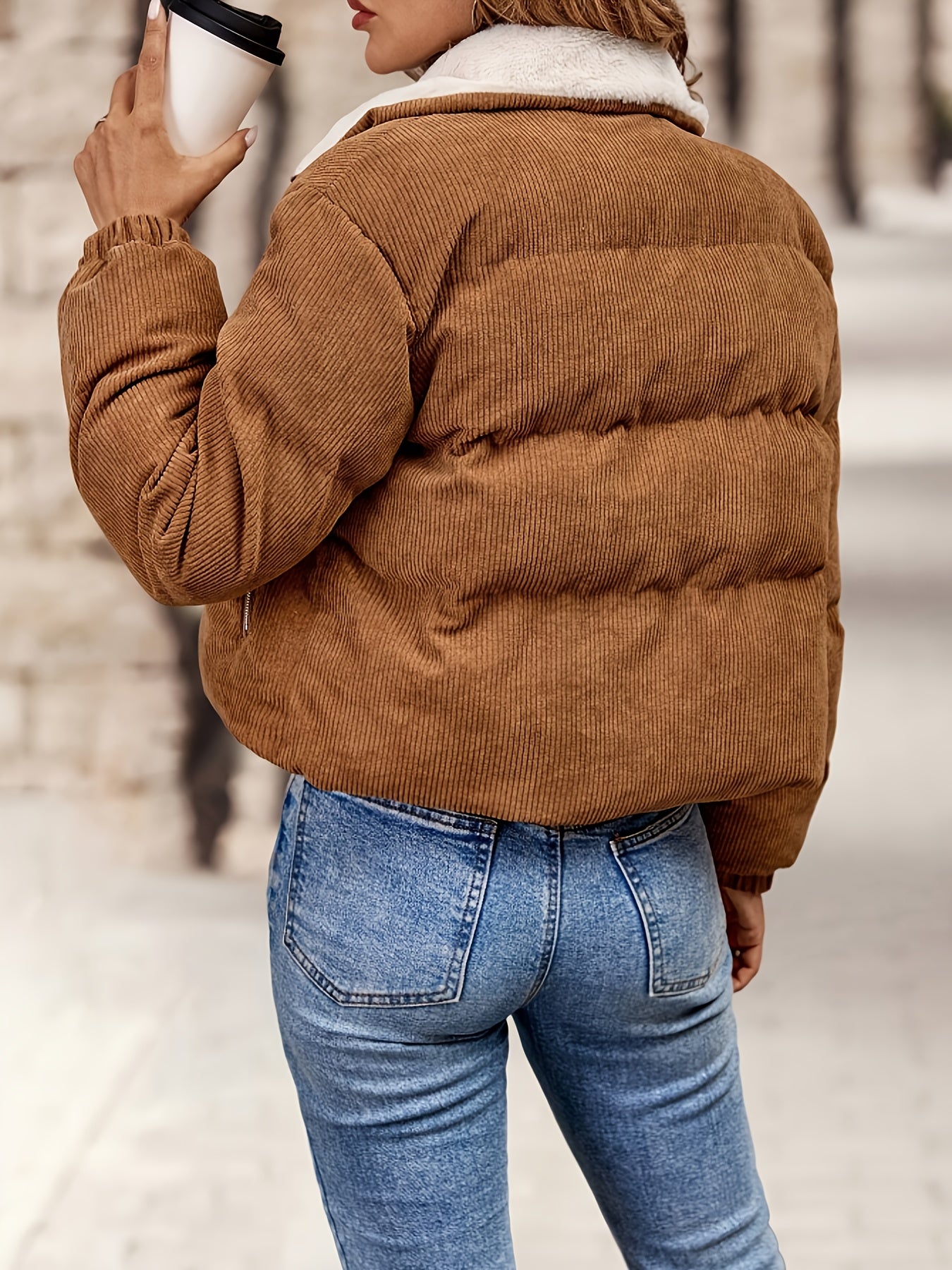 Կանացի աշնանային և ձմեռային վերարկու - նորաձև տաք բաճկոն