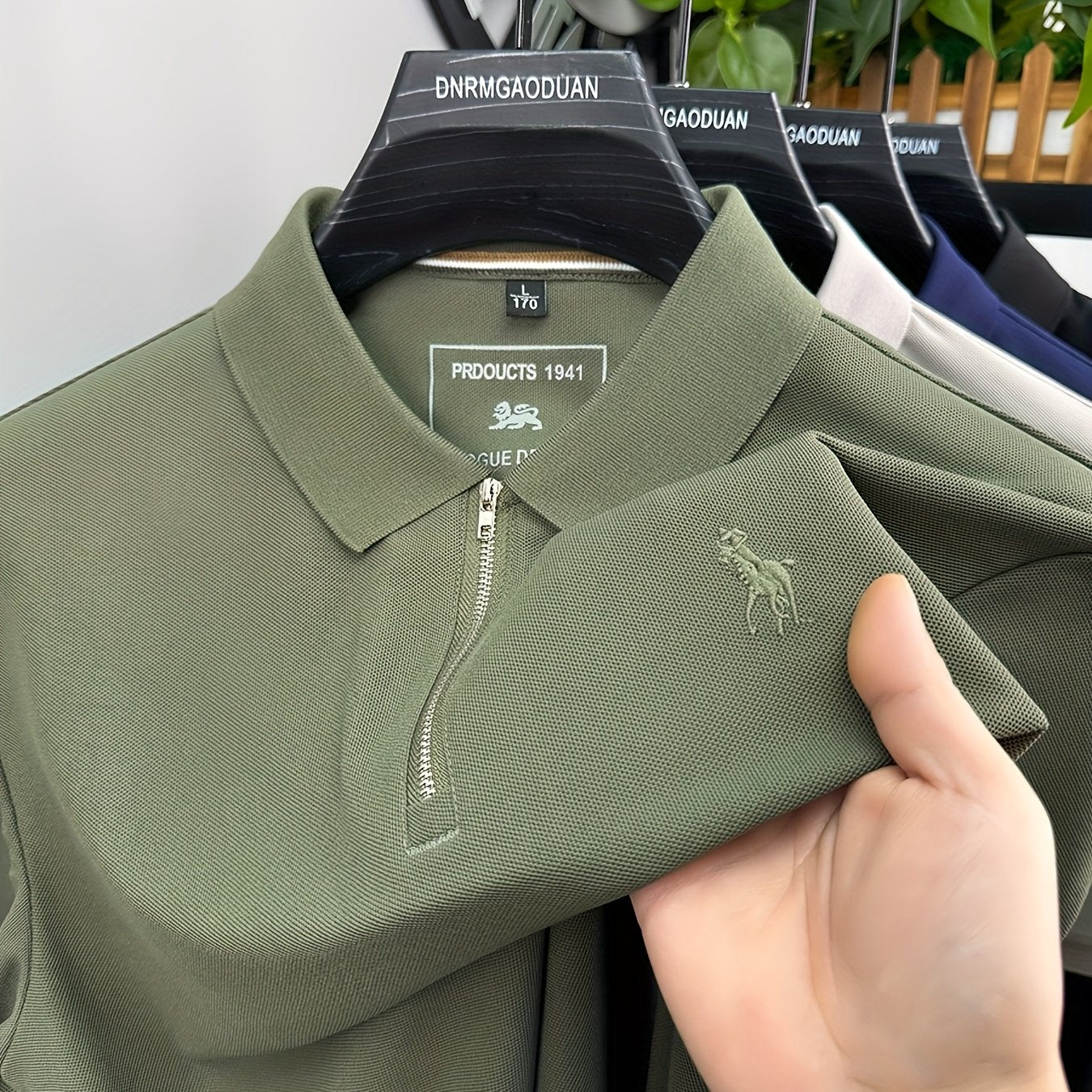 New Stylish Short-Sleeve Polo Shirt with a Zipper, a Breathable Business Fashion Tee, Featuring High-End Embroidery on The Sleeves And an Exquisite Design on The Back - ayq