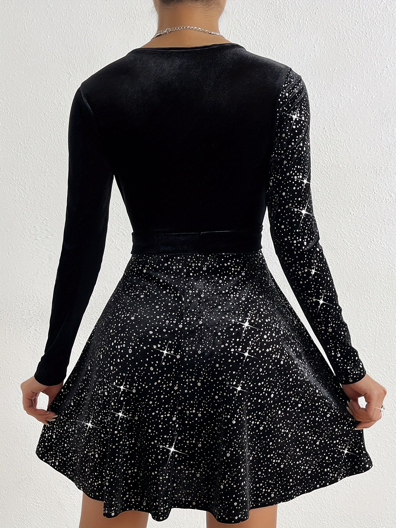 Women's Green Mermaid Dress with & Waist Tie Belt - Sparkling A-Line -Length Formal Party Wedding Gown, Fitted Silhouette, Machine Washable Elegant Evening Dress