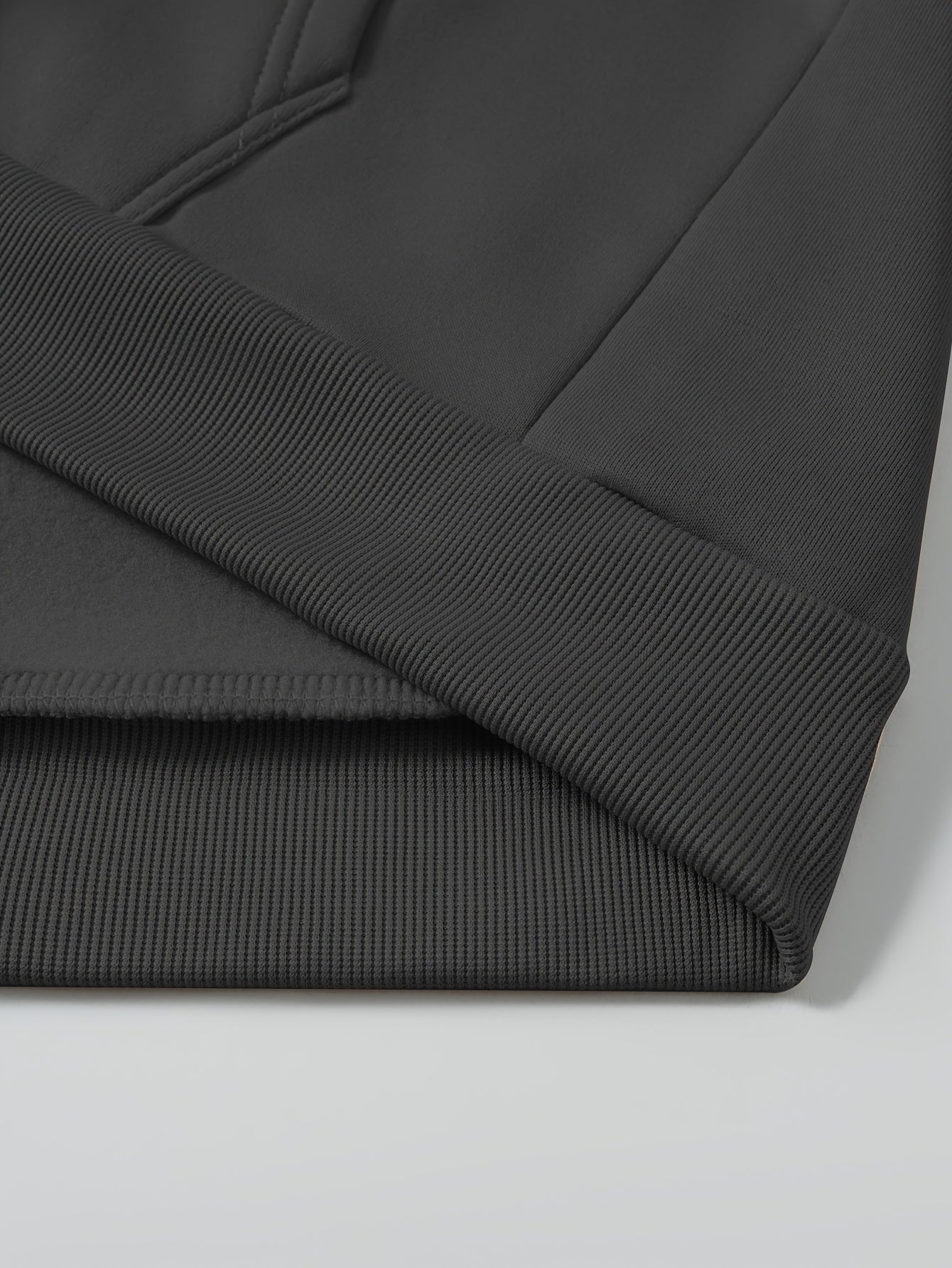 Men'S Minimalist Red & Christmas Tree Print Hooded Sweatshirt - Long Sleeve Casual Pullover with Piping, Regular Fit Winter Warmth for Holiday Parties, Outdoor Activities & Casual Attire, Christmas Sweatshirt, Seasonal Fashio