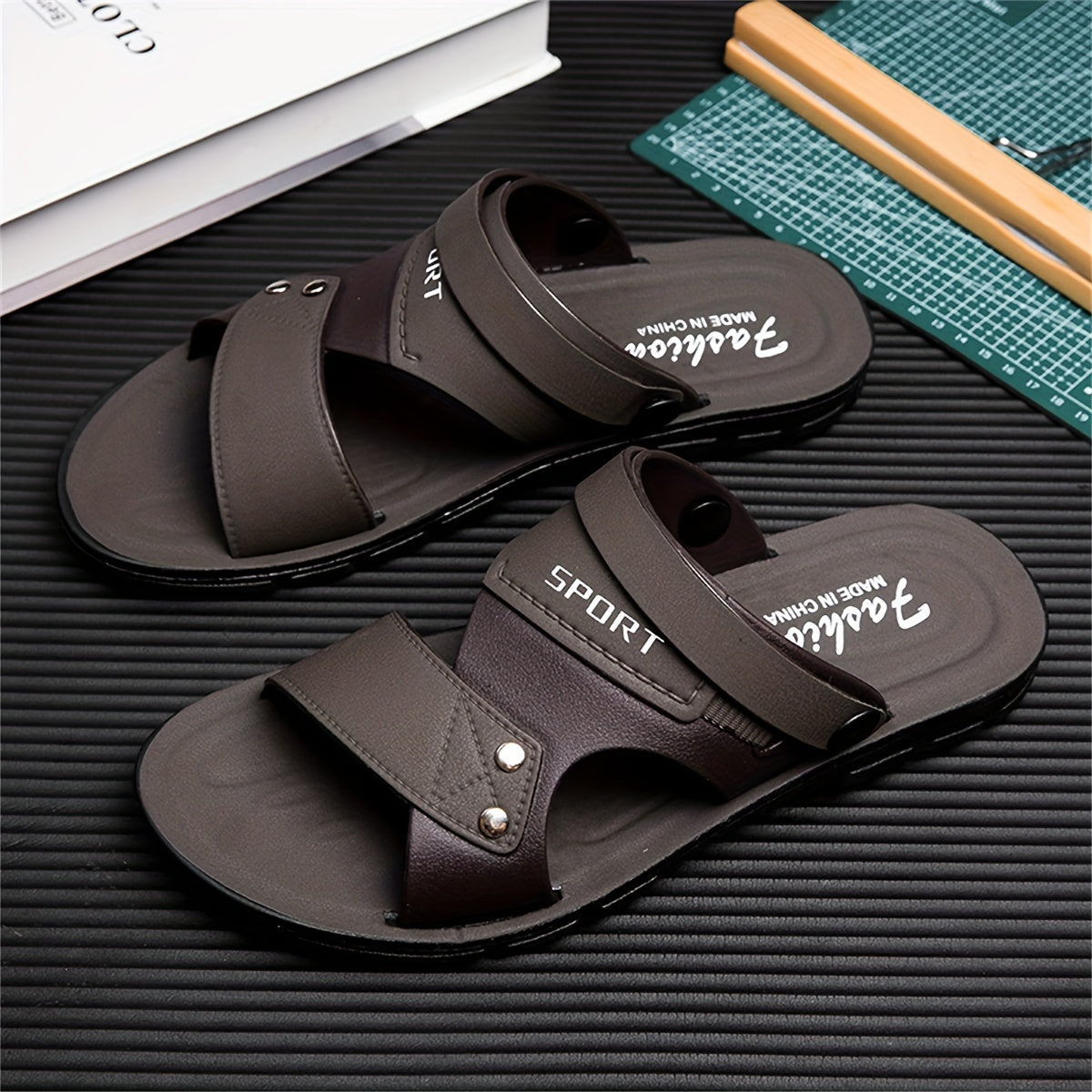 Men's Large Size Dual-purpose Outdoor Slipper for Couples, Outdoor Sports, Non-slip Soft Bottom Driving Shoes, Beach Open-toe Slippers - ayq