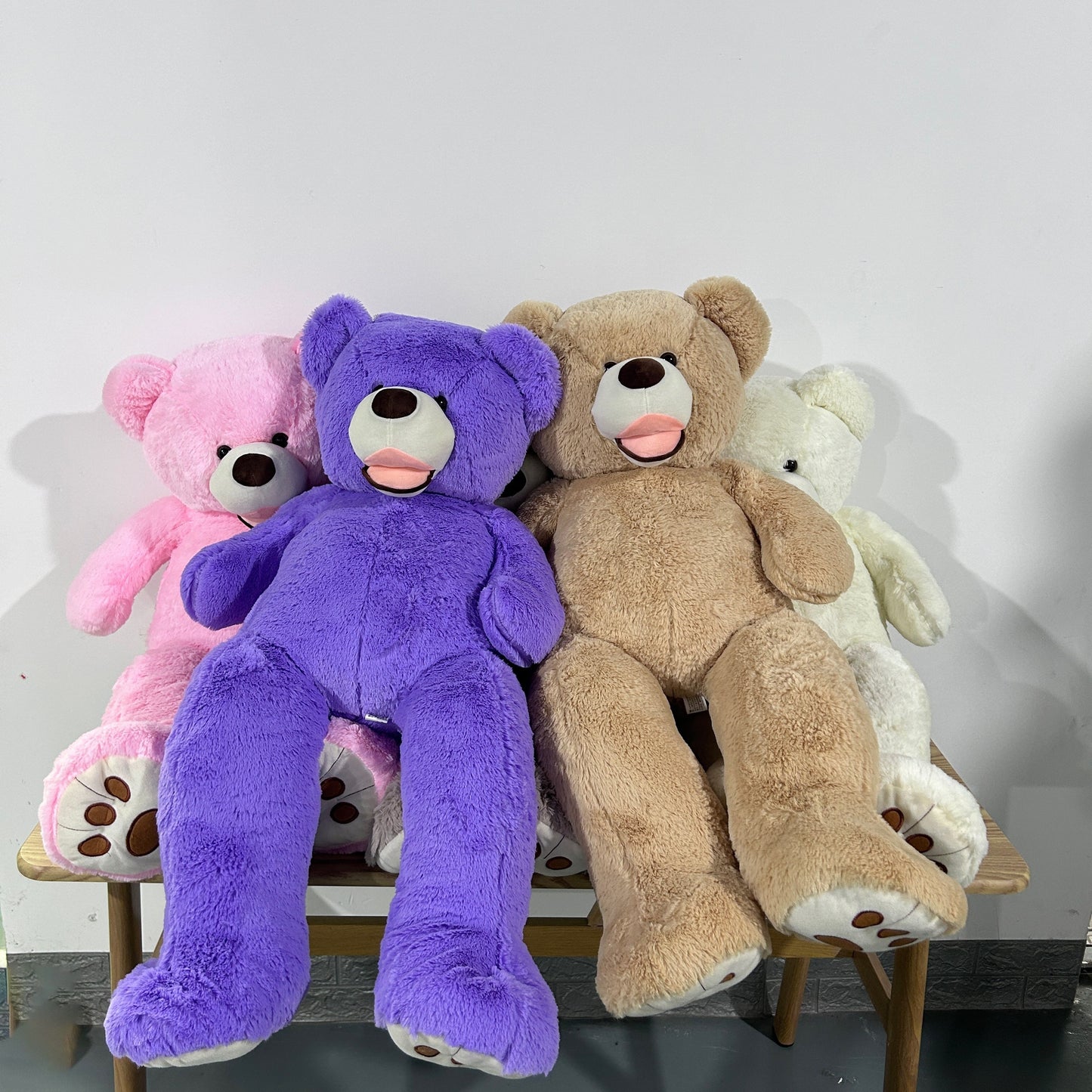 95Cm/37.4In Cartoon Plush Doll Large Bear Stuffed Toy Home Essentials Soft Plush Animals Big Bear Home Decor Party Adorable for Children Ideal Gift for Birthdays And Holidays