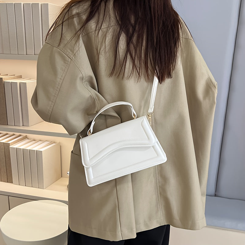 Թարմ և նորաձև փոքրիկ քառակուսի պայուսակ, մի ուսի վրա կրծկալով պայուսակ, երիտասարդական և հաճելի ոճով, մագնիսական ճարմանդով փակվող պայուսակ, միագույն, ինտերնետում հայտնի և սիրված պայուսակ