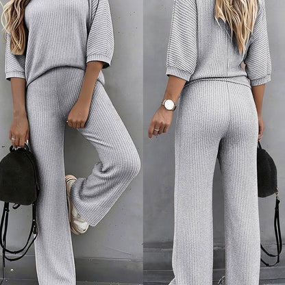 A Two-Piece Set Featuring a Solid Color Batwing Short-Sleeve T-Shirt with a Round Neck And Casual Wide-Leg Stretchy Pants - ayq