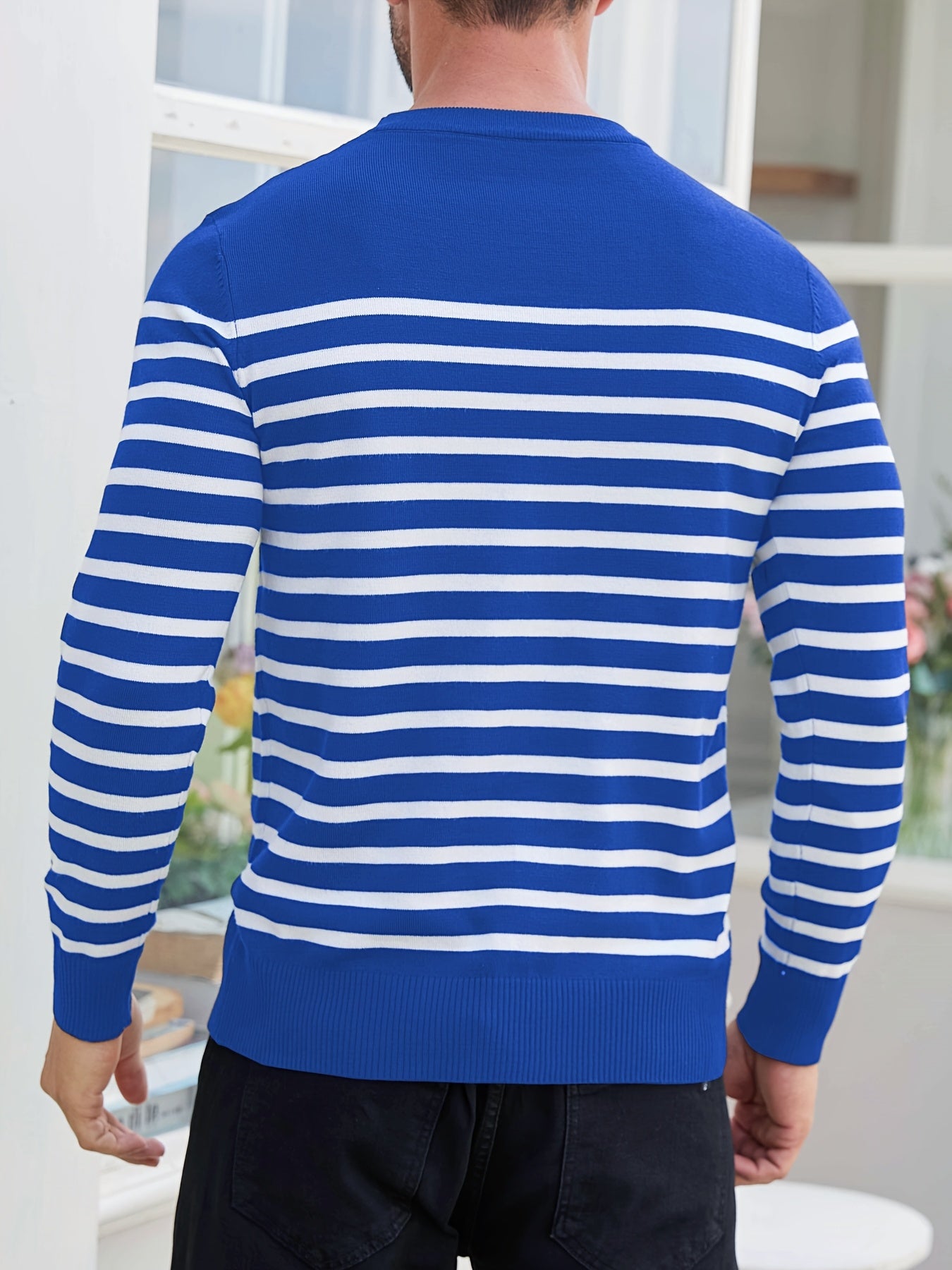 Գարնանային և աշնանային ամենօրյա երկգույն գծավոր տղամարդու սվիտեր-պուլովեր՝ գունավոր բլոկներով, կլոր վզնոցով, տղամարդու տրիկոտաժե վերնաշապիկ