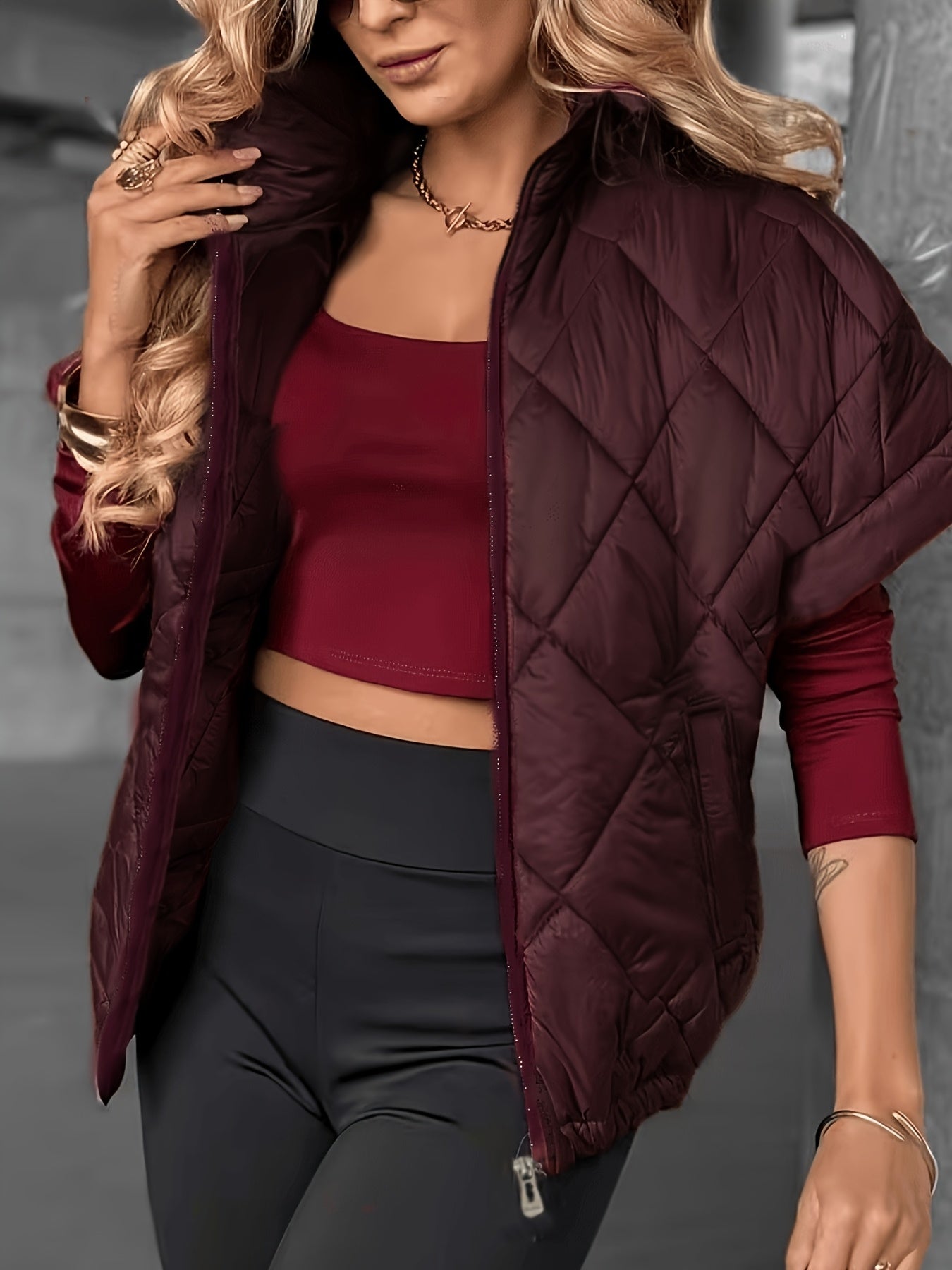 Women's Sleeveless Quilted Jacket Slim Fit for Spring Fall