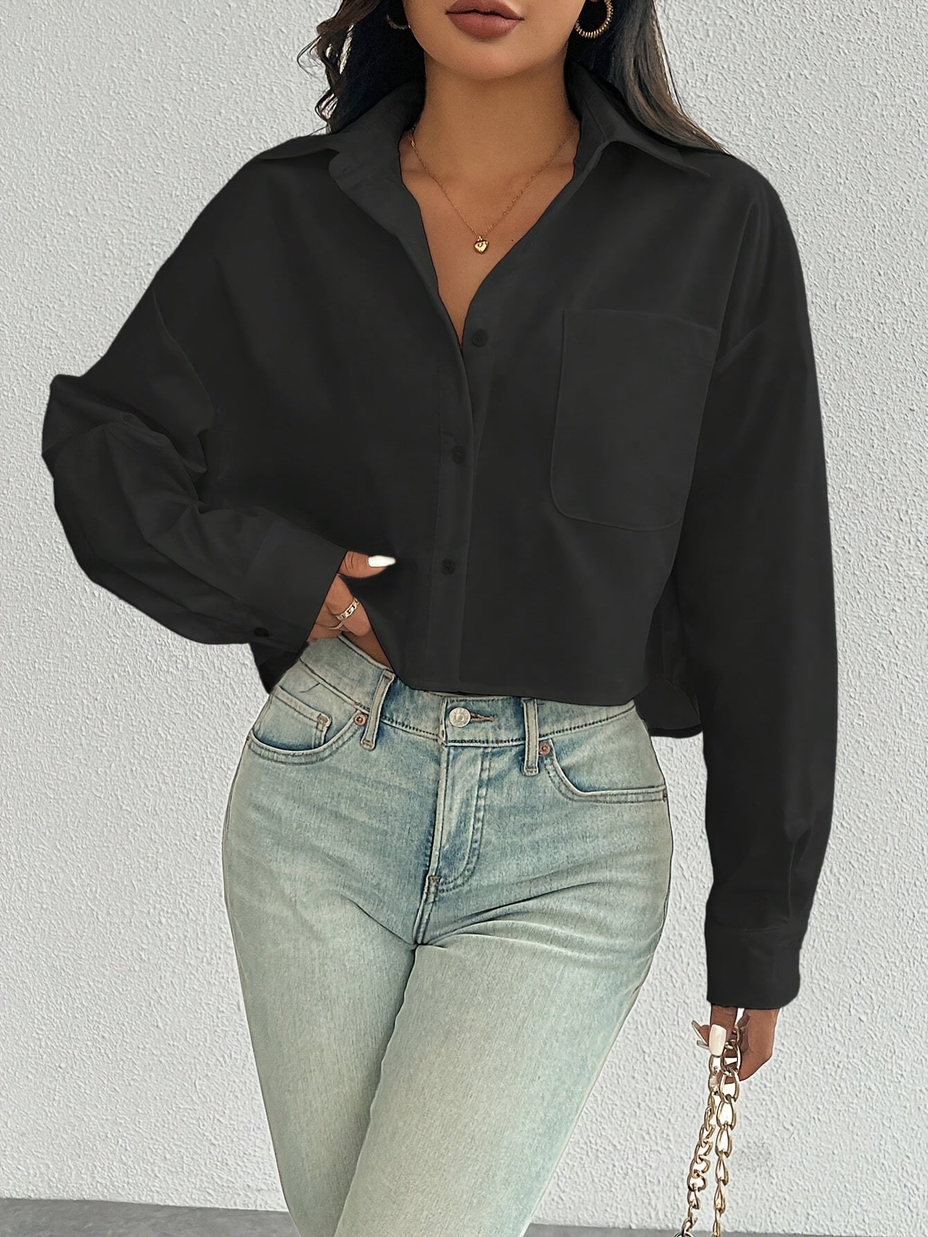 Elegant Women'S Solid Color Short Blouse with Front Pocket, 100% Polyester Woven Shirt, Versatile All-Season Top with Collared Neckline and Button-Up Closure