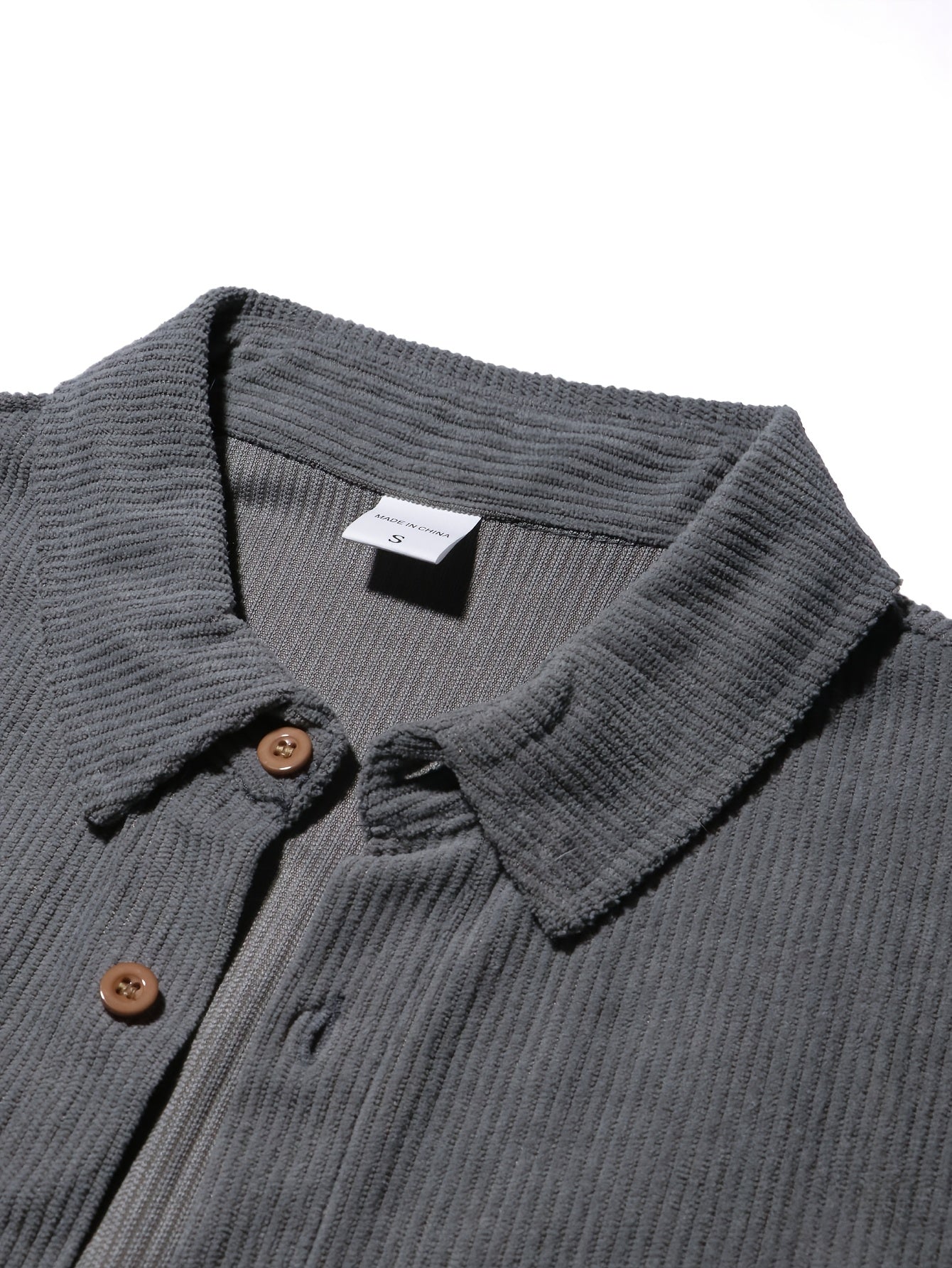 Men'S Long-Sleeve Business Casual Shirt in Lightweight Fabric for Spring And Summer, Featuring a Wrinkle-Resistant And Easy-Care Design.