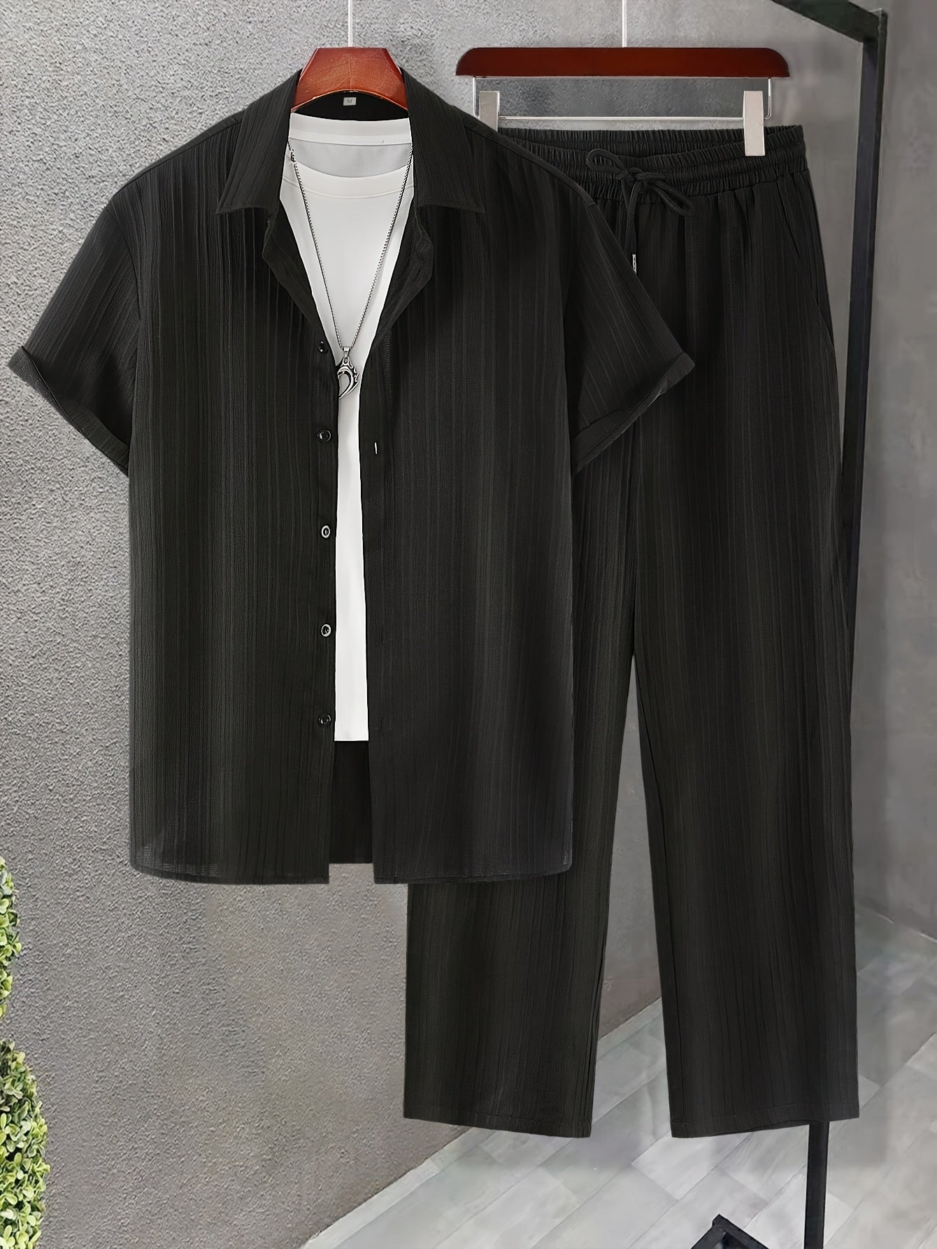 Men's Casual Short-Sleeve Shirt & Drawstring Pants Set