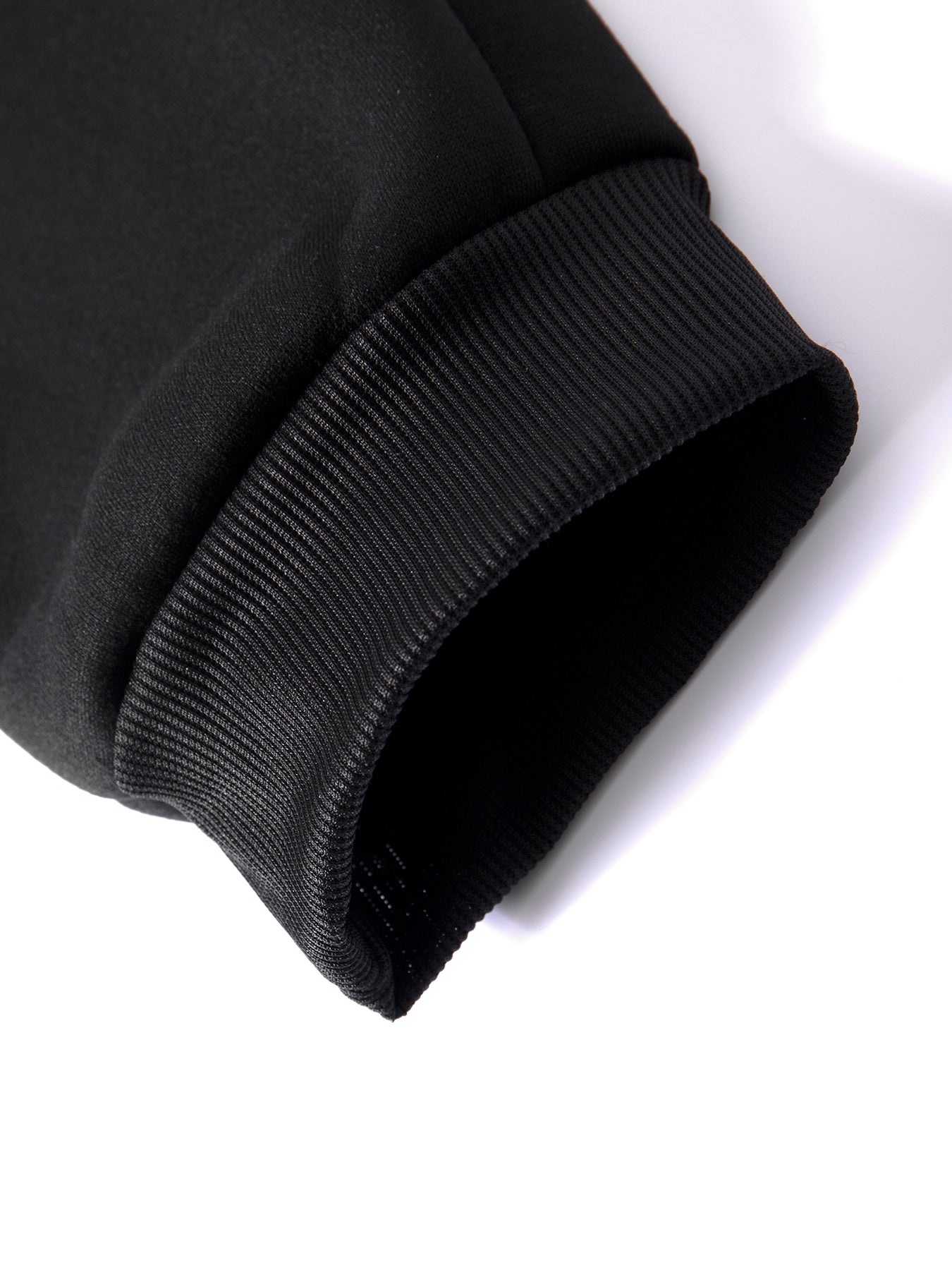 Աշնանային-ձմեռային տղամարդու գլխարկով սպորտային հագուստի հավաքածու, պարզ դասական, բազմակողմանի հագուստ՝ կայծակաճարմանդով, աստառապատ տաք բաճկոնով և լարով սպորտային տաբատով՝ առօրյա և հանգստի համար։