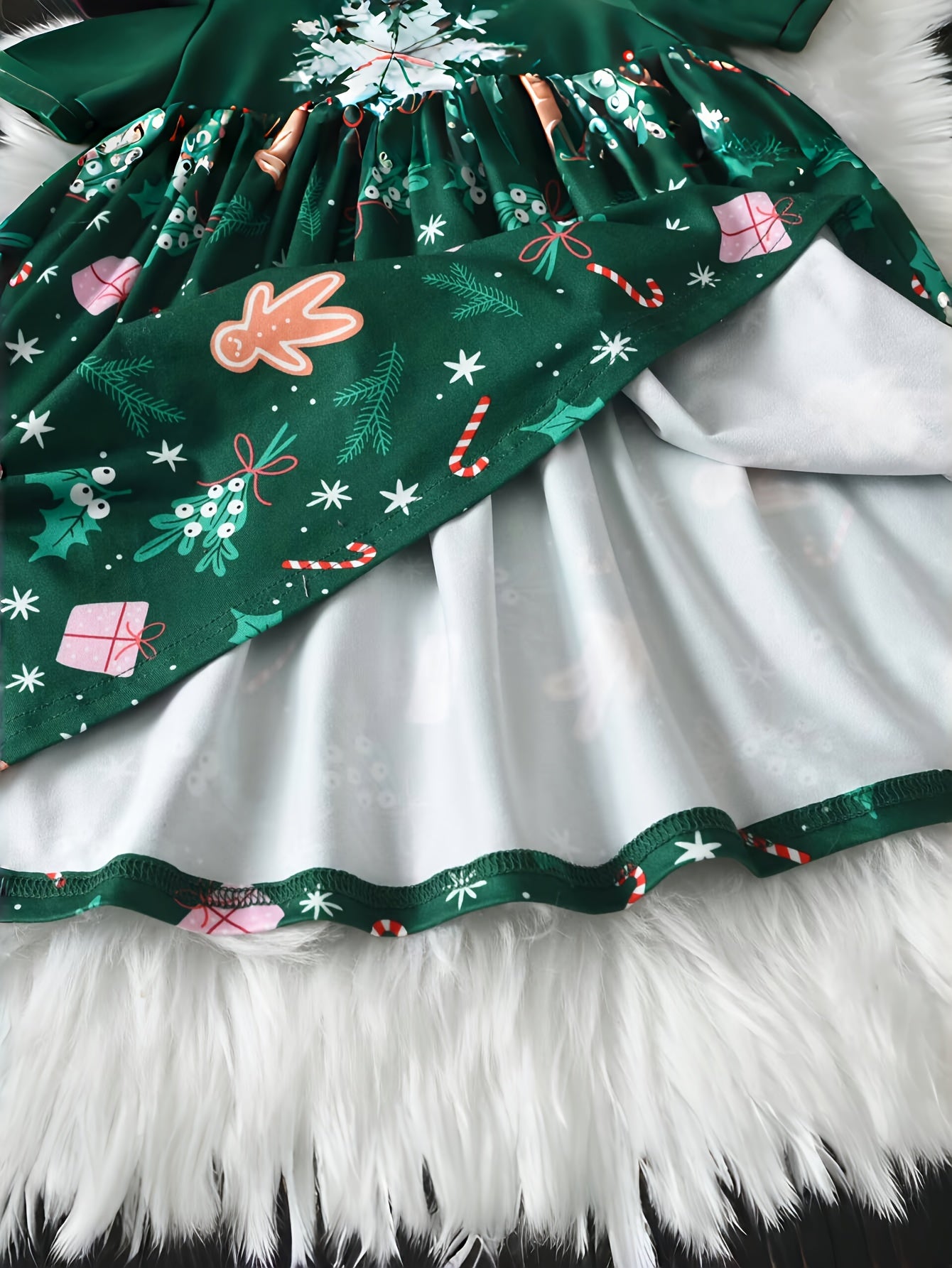 Girls' Christmas Party Dress - Elegant Green & Red Holiday Outfit with Gingerbread Children, Ruffled Hem & Waist - Long Sleeve Formal Party Dress for Christmas, New Year, Birthday - Machine Washable Girls' Clothing, Christmas
