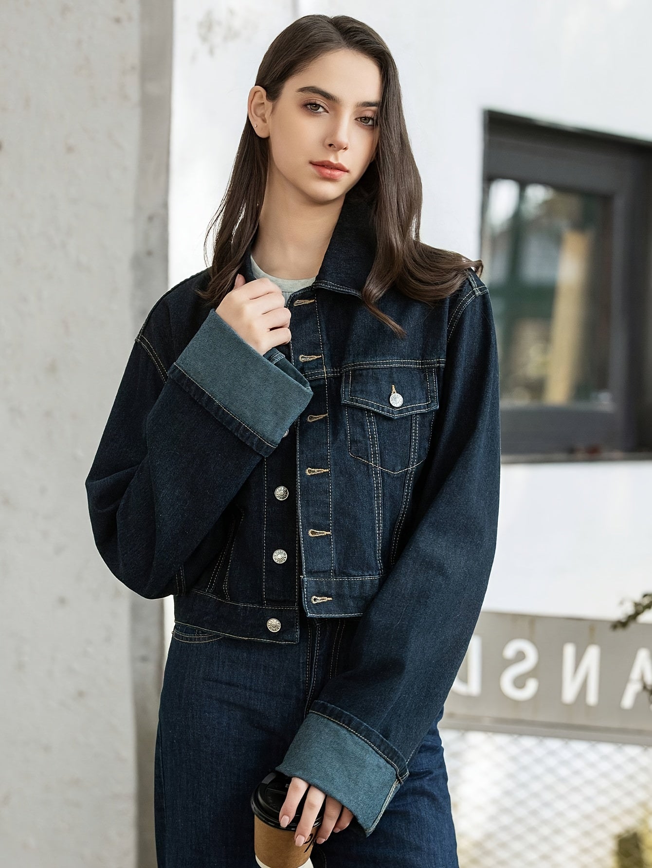 One Summer-Autumn Women's Short Rolled Sleeve Oversized Style Jacket with Contrast Stitching, Metal Buttons for Urban Street Fashion, Jackets for Women High Quality, Casual Wear, Everyday Jacket, Modern Design, Metal Detailin