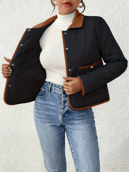 Կանացի նորաձև, էլեգանտ, երկգույն գործվածքից կարճ բաճկոն, գունային բլոկներով օձիք, երկար թևքերով, հարմար է բոլոր առիթների համար, աշնանային և ձմեռային