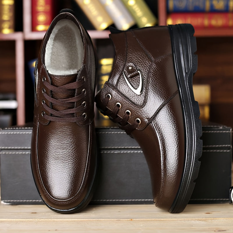 Տղամարդկանց իսկական կաշվե ձմեռային ձնագնացքներ - Կարճ կոճակոշիկներ ռետինե ներբանով, ցրտի դիմացկուն կոշիկներ սառույցի և ձյան համար, ամուր ճկունություն (հասանելի է լայն չափս) - Իդեալական է դահուկի համար և բացօթյա գործունեության համար (ոչ)