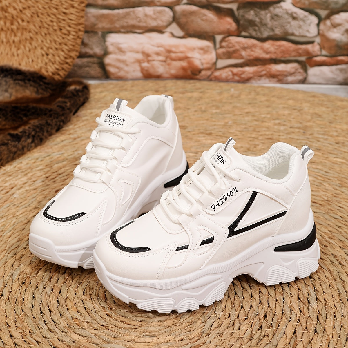1 Pair Women'S Fashion Sneakers - Lightweight All-Season Casual Sports Shoes with Man-Made Upper, Fabric Inner, Faux Leather Sole, and Random Printing Design