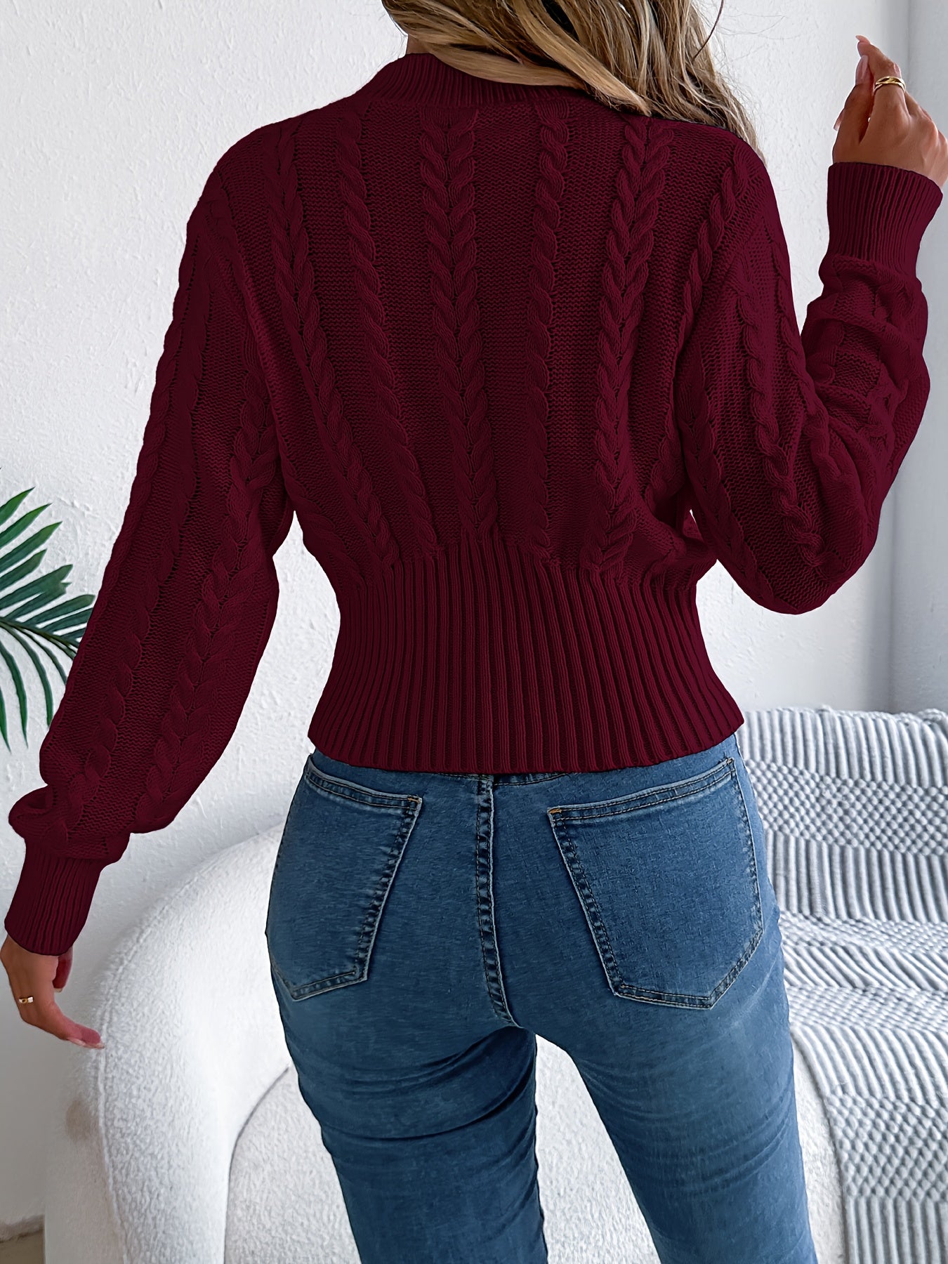 Autumn and Winter Casual Vacation Round Neck Sweater | Long Sleeved Solid Color Women'S Pullover, Medium Stretch Fabric, Regular Fit