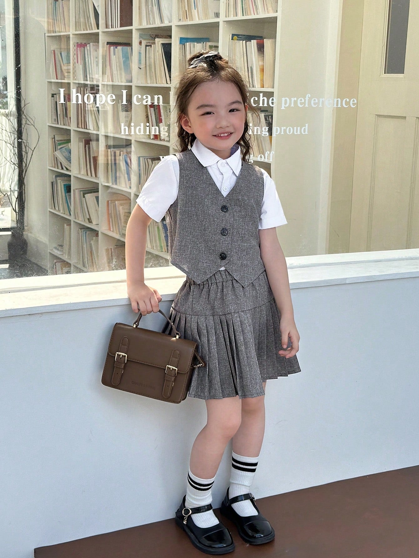 Girls' Summer Preppy Sleeveless Vest & Pleated Skirt Set