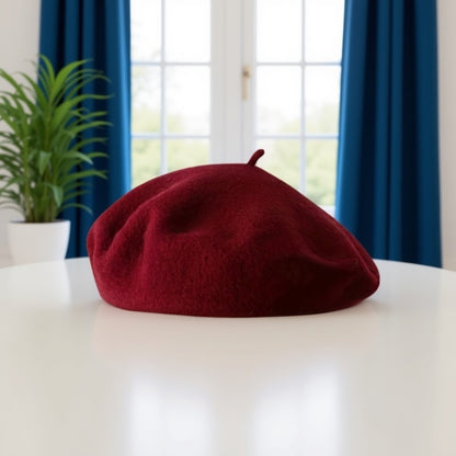 Elegant Women’s Beret Painter Hat in 16 Colors for All Seasons