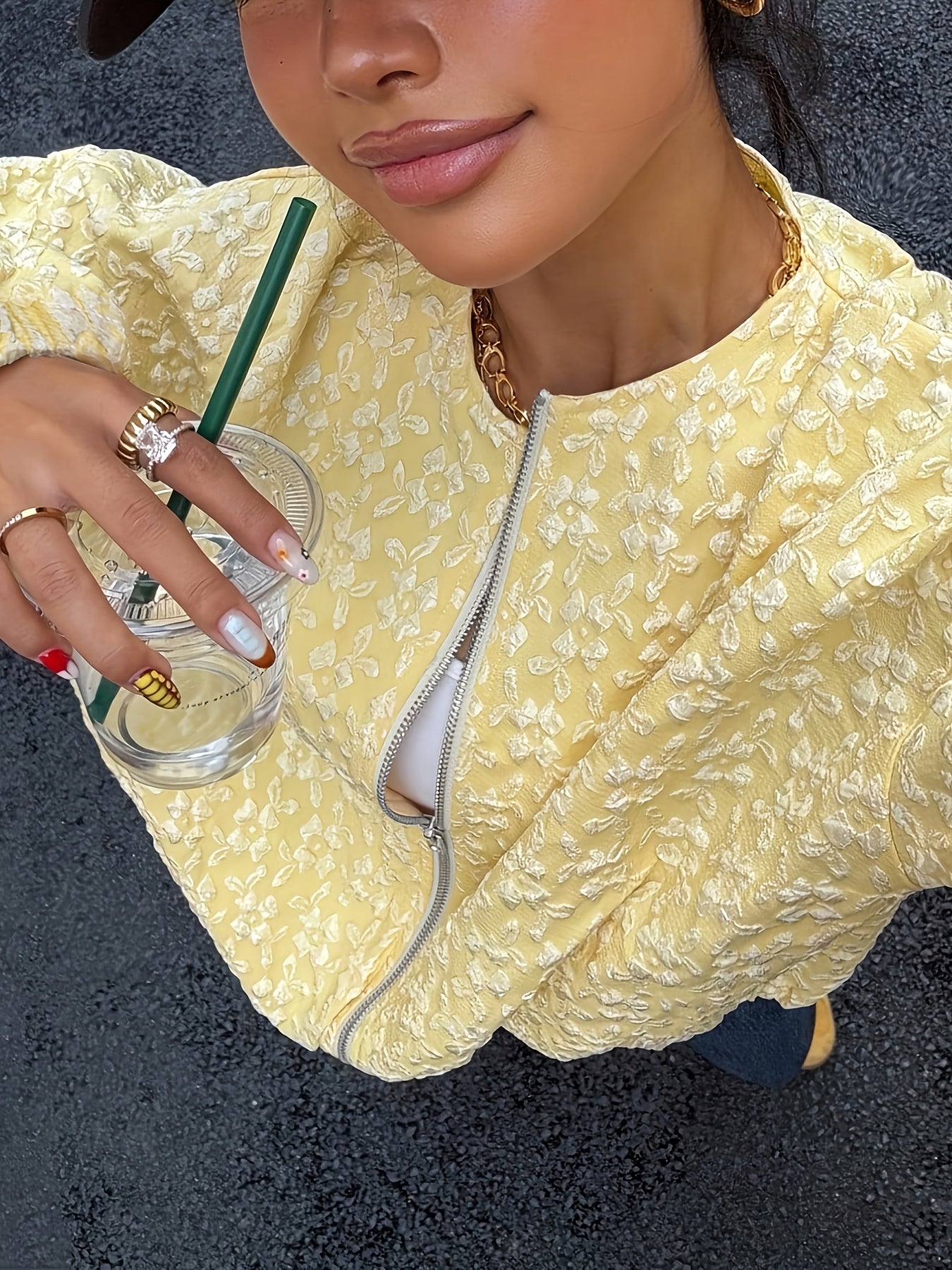 Միագույն կայծակաճարմանդով առօրյա բաճկոն