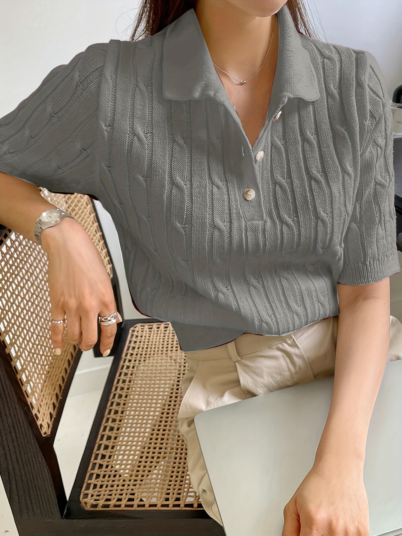 Elegant Women's Short-Sleeve Pullover Sweater for Spring