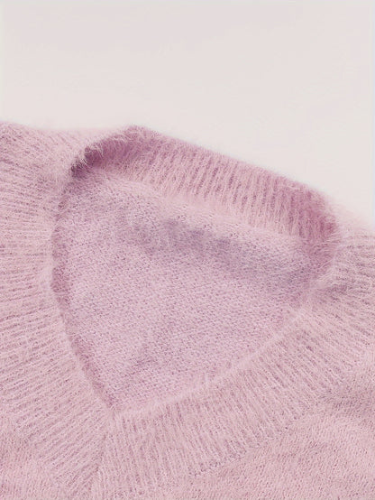 Մեծ չափս - Կանացի հարմարավետ դեղին V-ձև օձիքով սվիտեր՝ մարգարիտ կոճակներով և բրդյա եզրերով թևքերով - Ասիմետրիկ եզր, երկրաչափական նախշ, առօրյա ձմեռային սվիտեր առօրյա հագուստի համար, Ձմեռային հագուստ | V-ձև օձիքով սվիտեր | Մարգարիտ կոճակների մանրամասներ, Sw