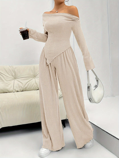 Elegant Two-Piece Stripe Set with Strapless T-Shirt and Wide-Leg Pants