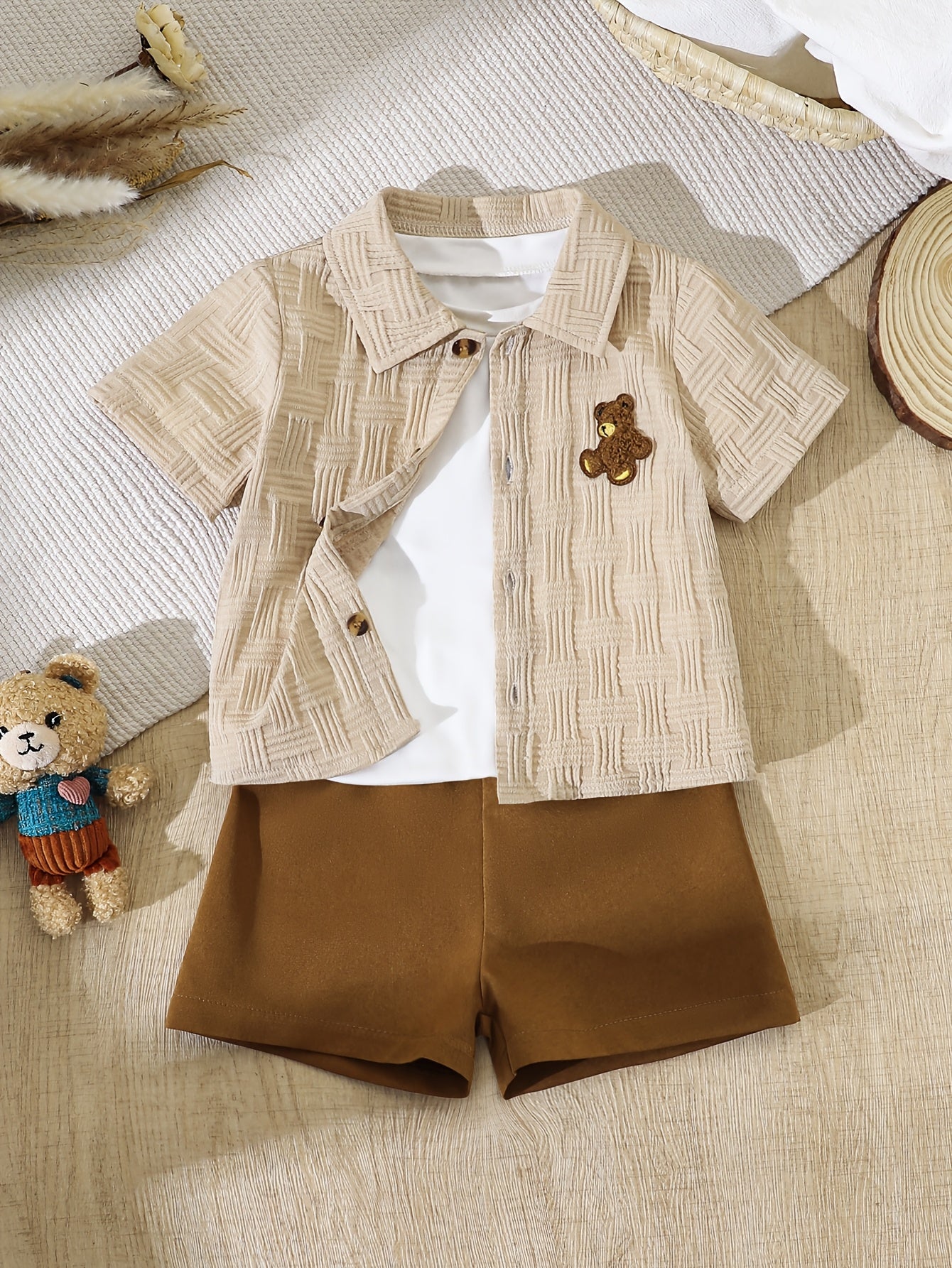 Baby Boy Spring/Summer 2-Piece Shirt & Shorts Set with Bear Applique