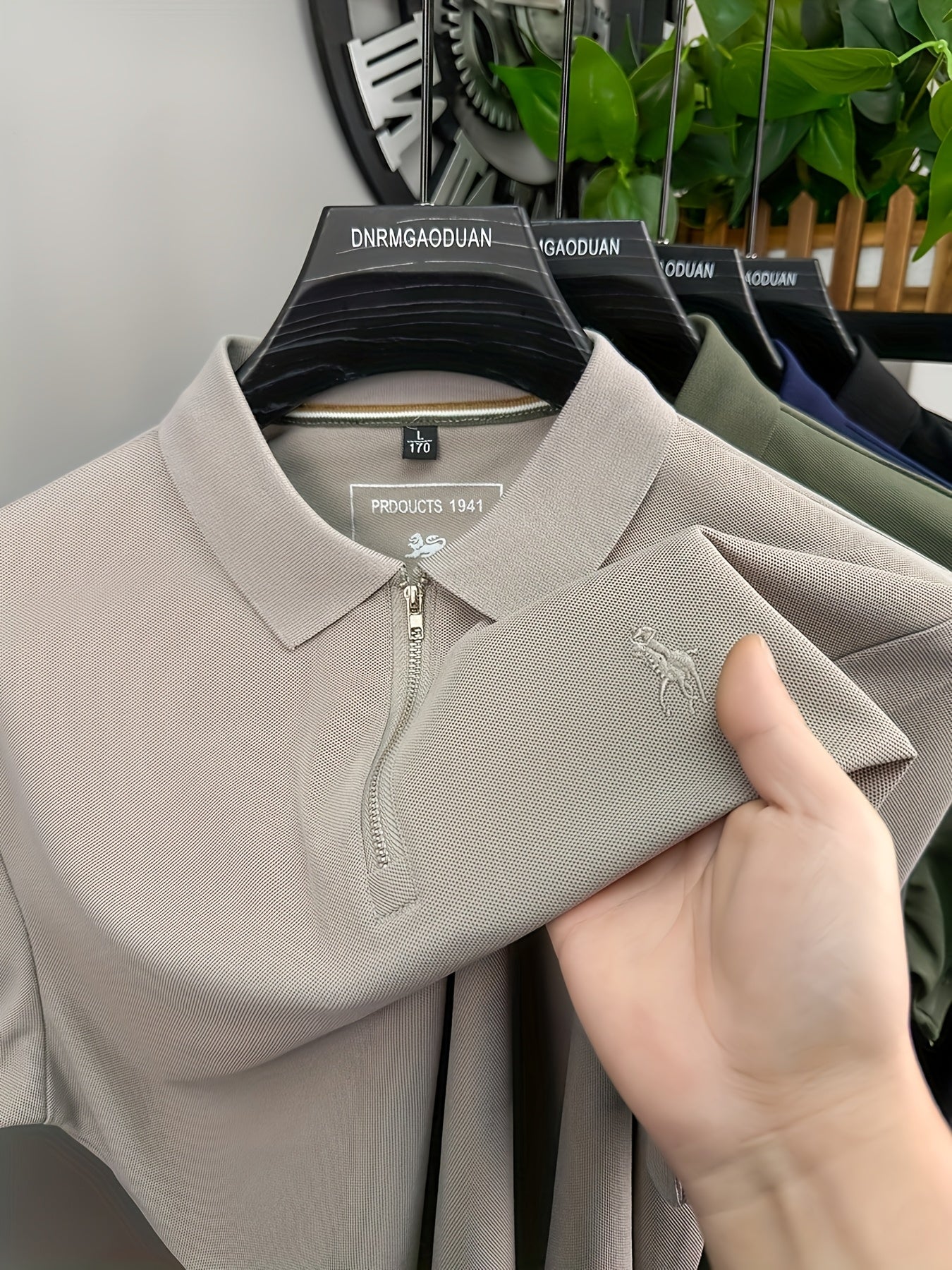 New Stylish Short-Sleeve Polo Shirt with a Zipper, a Breathable Business Fashion Tee, Featuring High-End Embroidery on The Sleeves And an Exquisite Design on The Back - ayq