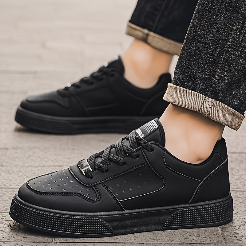 A Pair of Breathable Skate Shoes - Stylish White Low-Top Casual Sneakers with a Durable PU Upper And PVC Sole, Featuring Comfortable Laces, Suitable for All Seasons - ayq