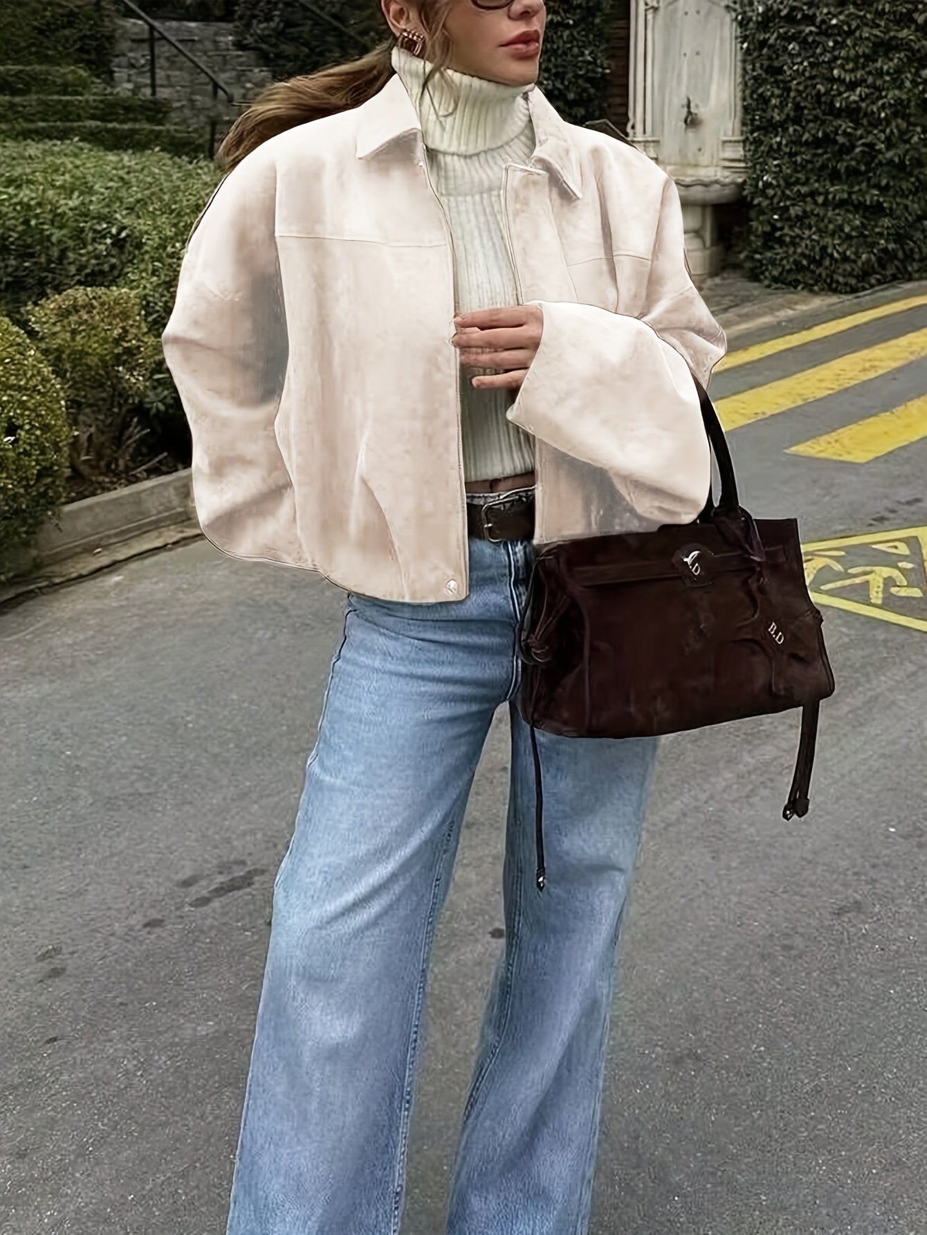 Կանացի վինտաժային բոմբեր բաճկոն - ազատ չափի երկար թևքով, կայծակաճարմանդով և իջեցված ուսերով, շագանակագույն առօրյա վերնազգեստ աշուն/ձմեռ համար, չձգվող գործվածք, իդեալական է առօրյա հագուստի համար, աշուն-ձմեռ բաճկոն | Վինտաժային բոմբեր ոճ | Zipp