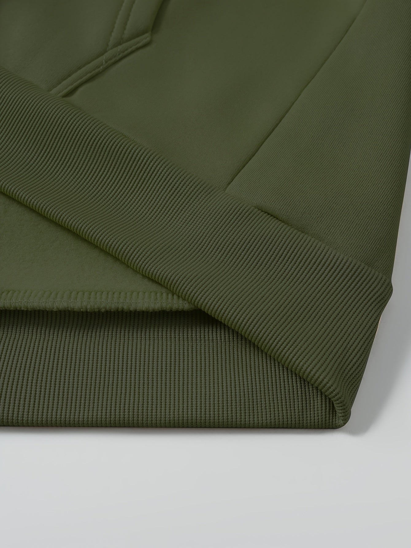 Men'S Minimalist Red & Christmas Tree Print Hooded Sweatshirt - Long Sleeve Casual Pullover with Piping, Regular Fit Winter Warmth for Holiday Parties, Outdoor Activities & Casual Attire, Christmas Sweatshirt, Seasonal Fashio