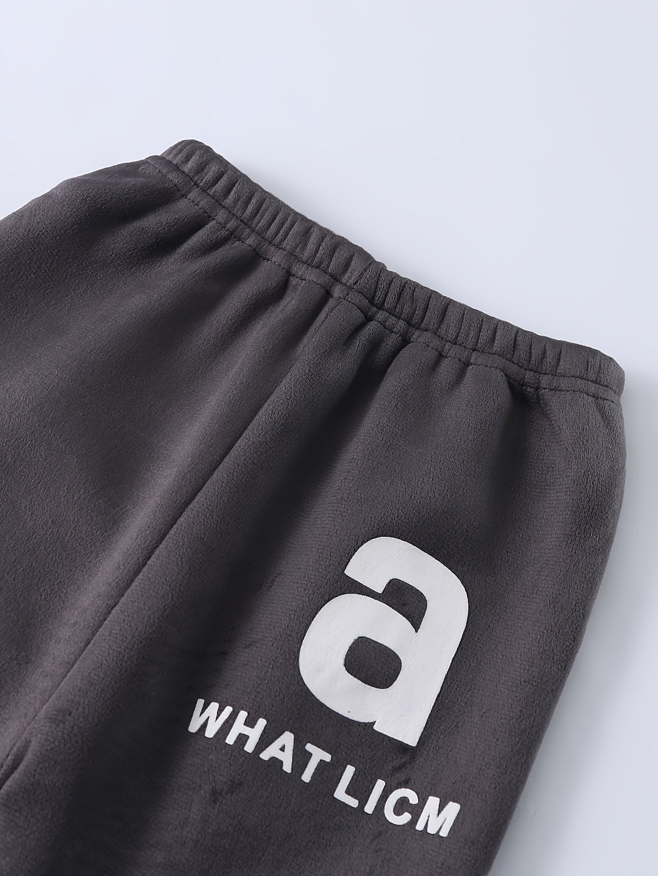 Մանկական ոճային սպորտային հագուստ, նորաձև տառերով տպագիր երկար թևքերով վերնաշապիկի տաբատների հավաքածու, տղաների աշնանային և ձմեռային հագուստ, զբոսանքի հագուստ