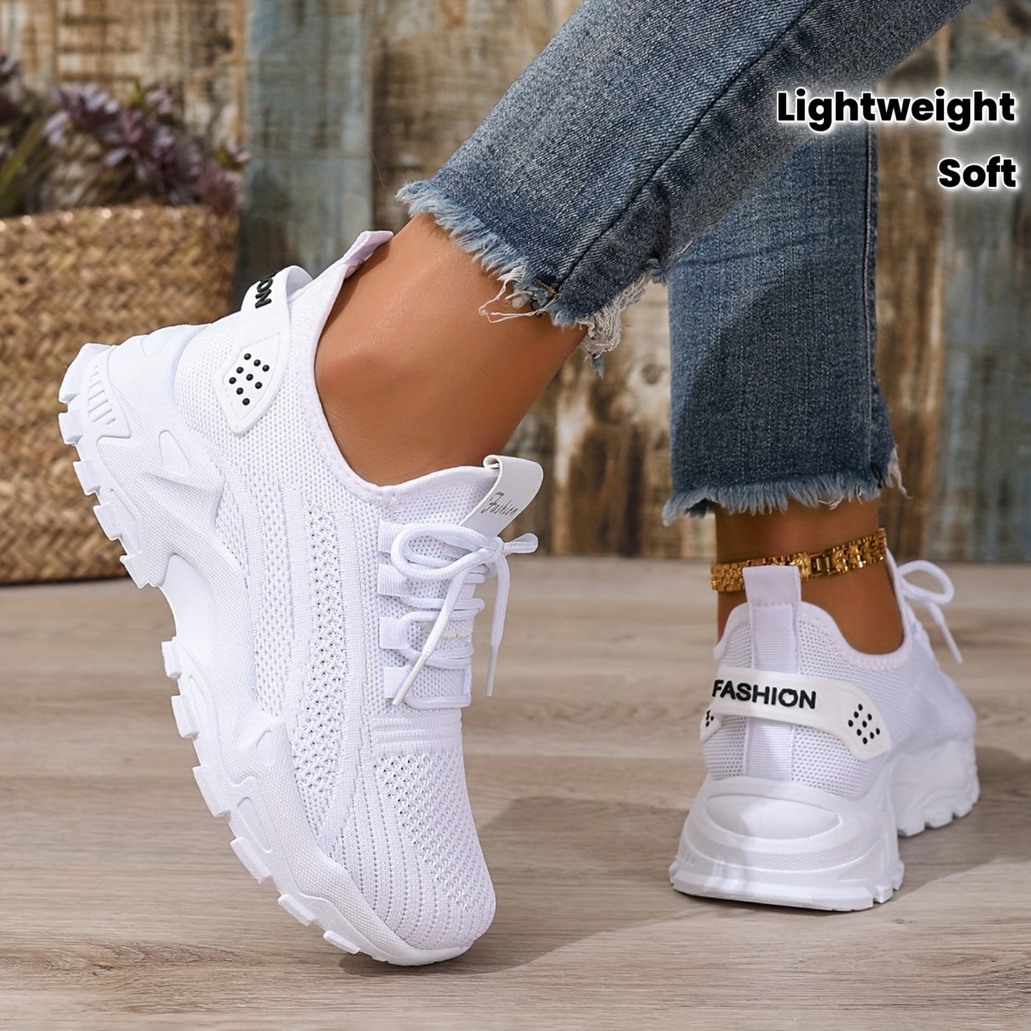 Women's Lightweight Lace-Up Fly-Woven Sneakers for Outdoor Running
