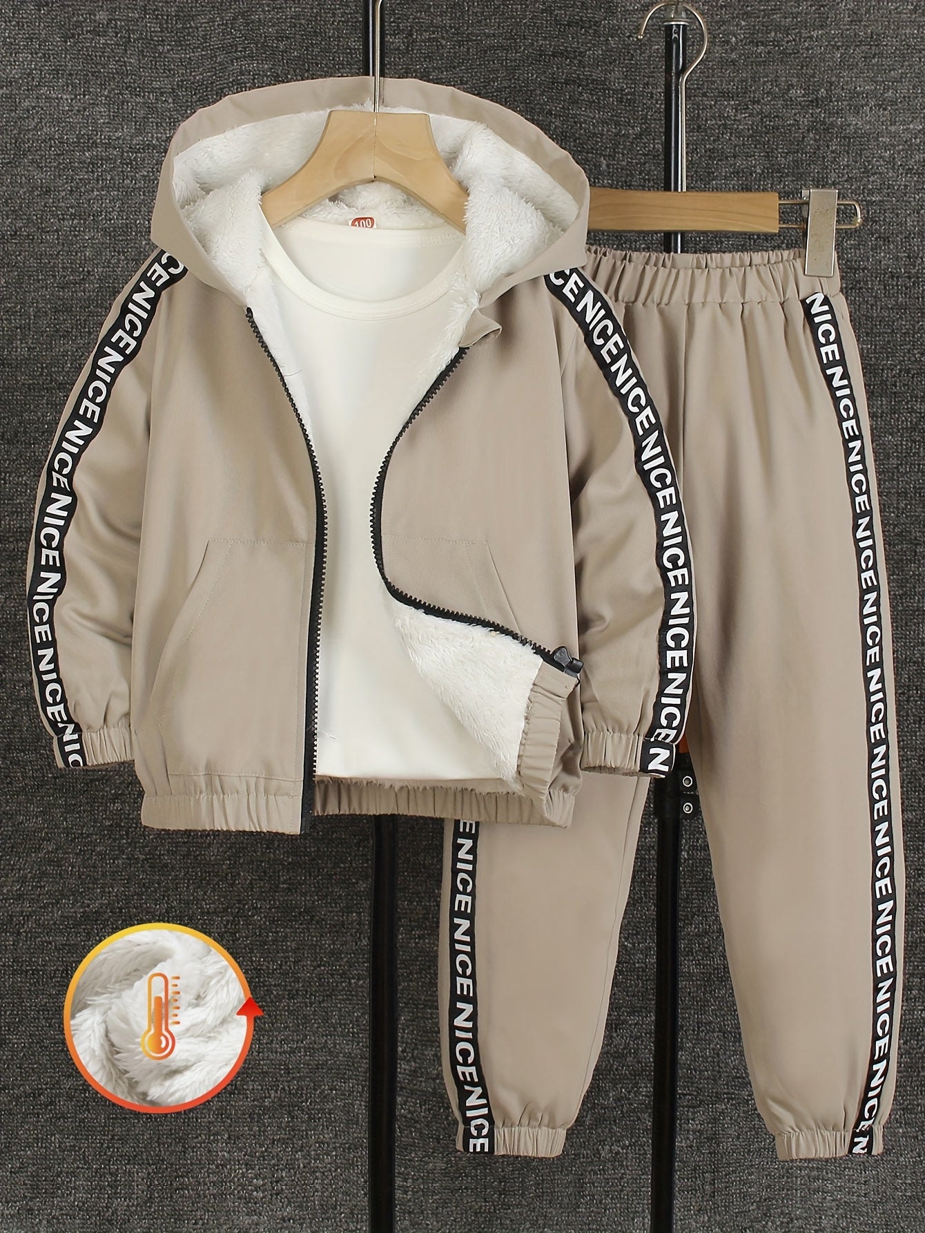 2pcs Set: a Set of Young Boys' Autumn And Winter Fleece Long-Sleeved Trousers Suit, for Outdoor