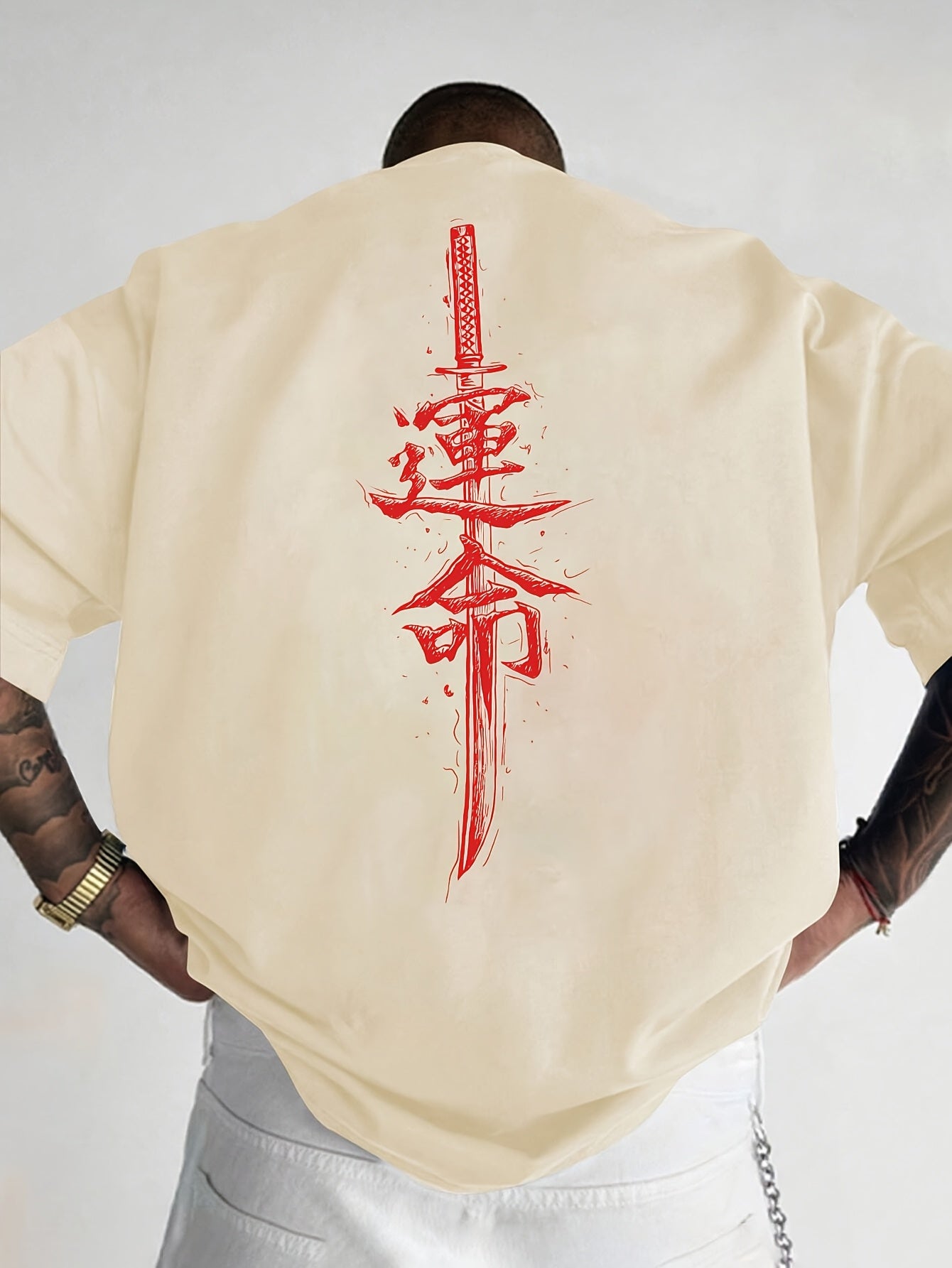 Men'S Japanese Samurai Sword Graphic T-Shirt - Casual Loose Fit Crew Neck, Short Sleeve Tee with Red Stylized Japanese Katanas Design, Breathable Polyester for Spring  Summer Outdoor Wear